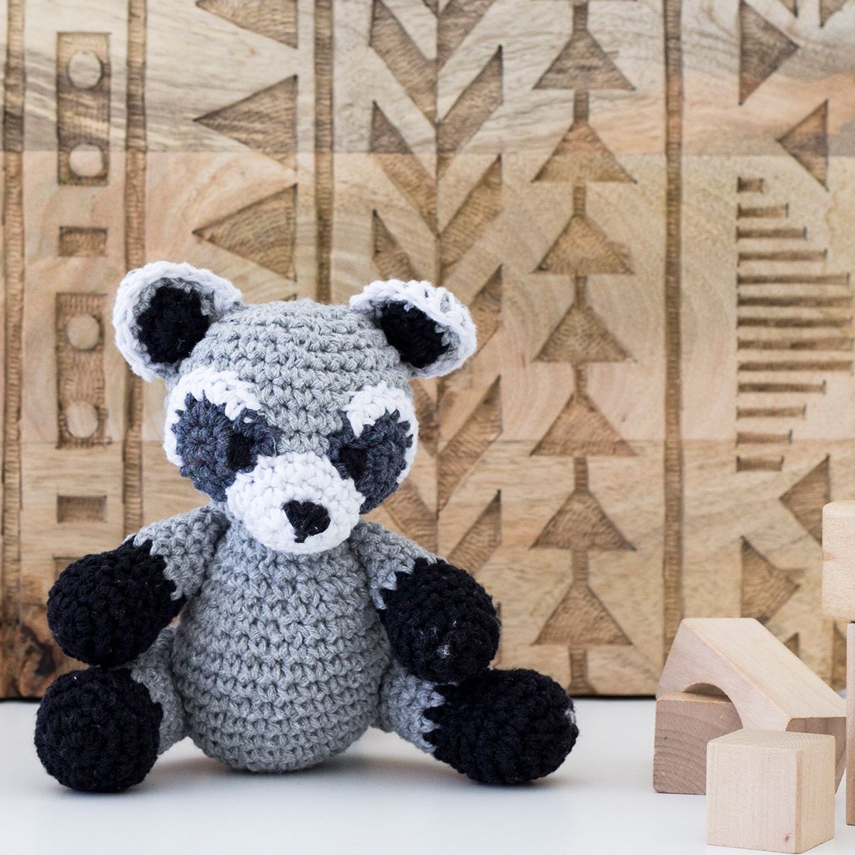 DIY Crochet Kit by Hoooked Raccoon Ricky - Gris PAK127