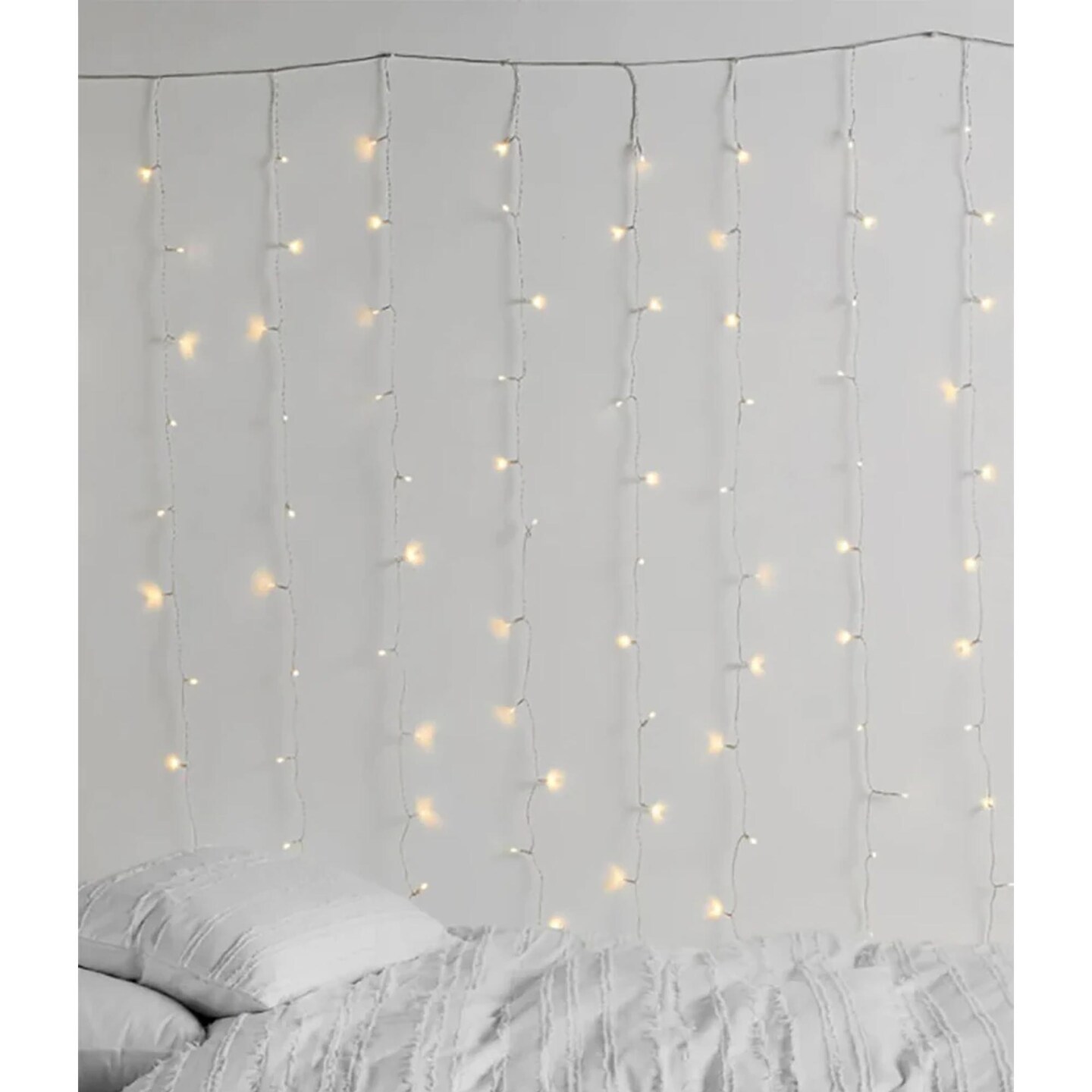 300 LED 12 Strand Twinkling Curtain Light Plug in