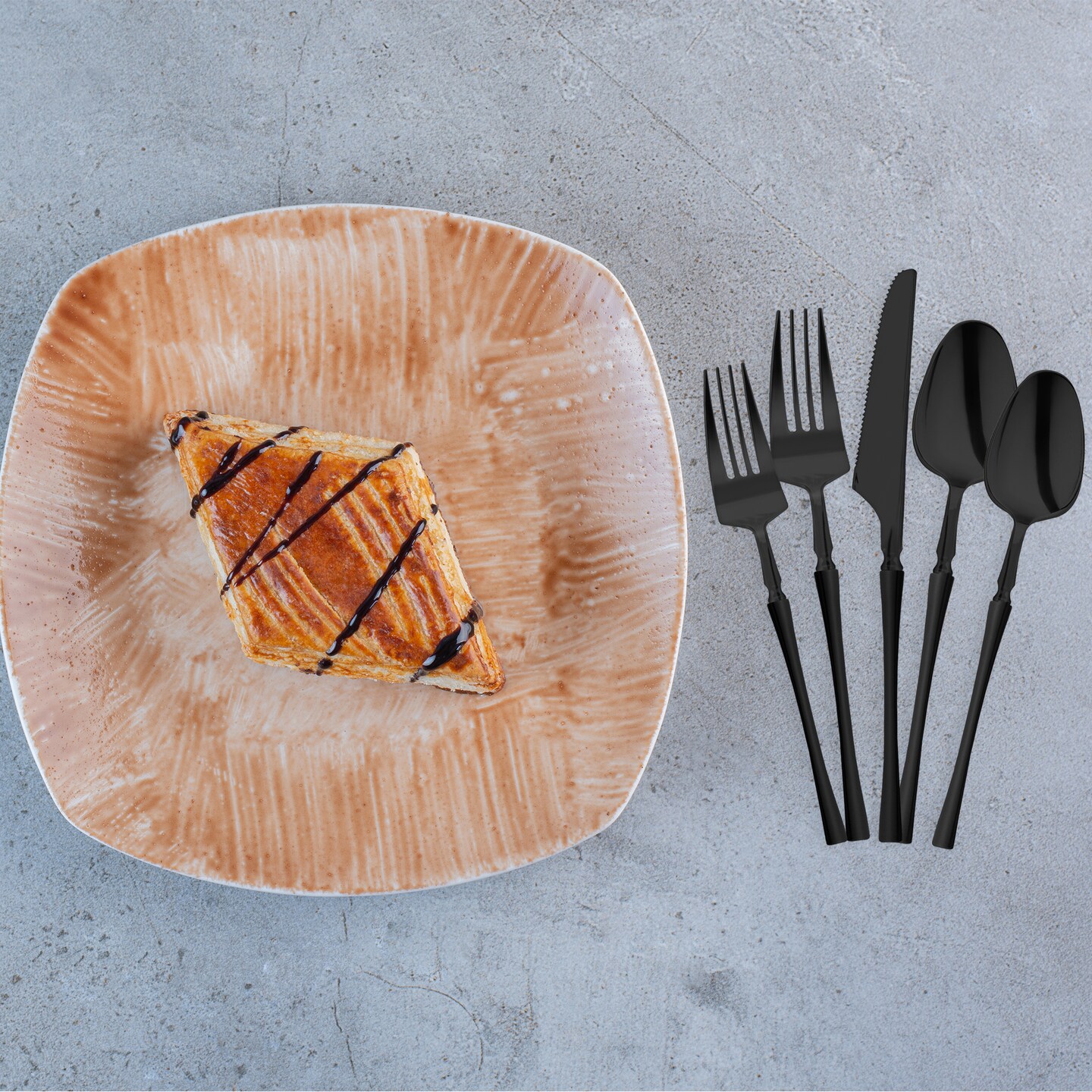 Solid Black Moderno Disposable Plastic Cutlery Set (480 Guests)