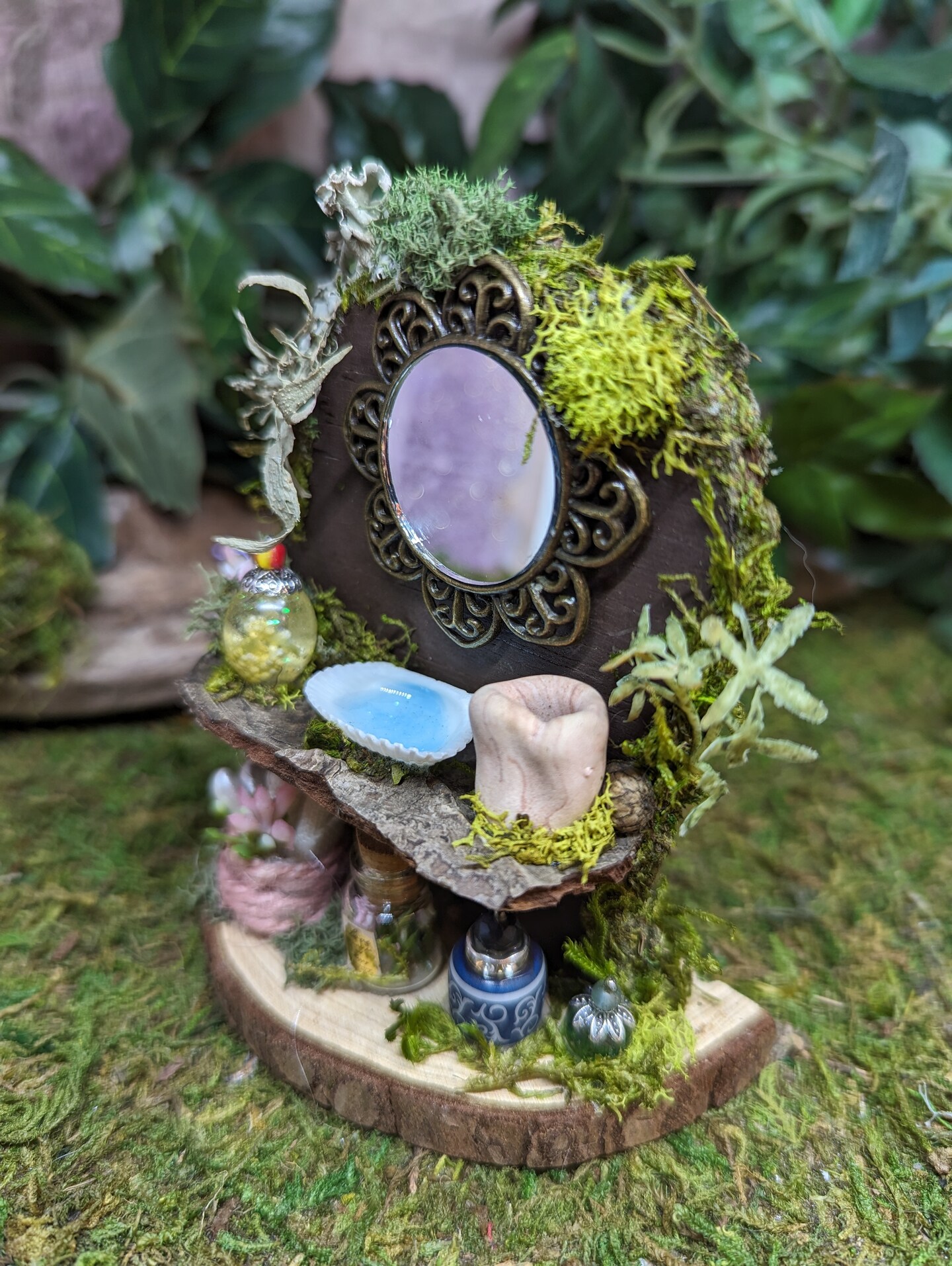 Fairy Vanity Table for Fairy Garden or Miniature Diorama, Woodland Vanity  with Mirror for Miniature Fairy Garden | MakerPlace by Michaels