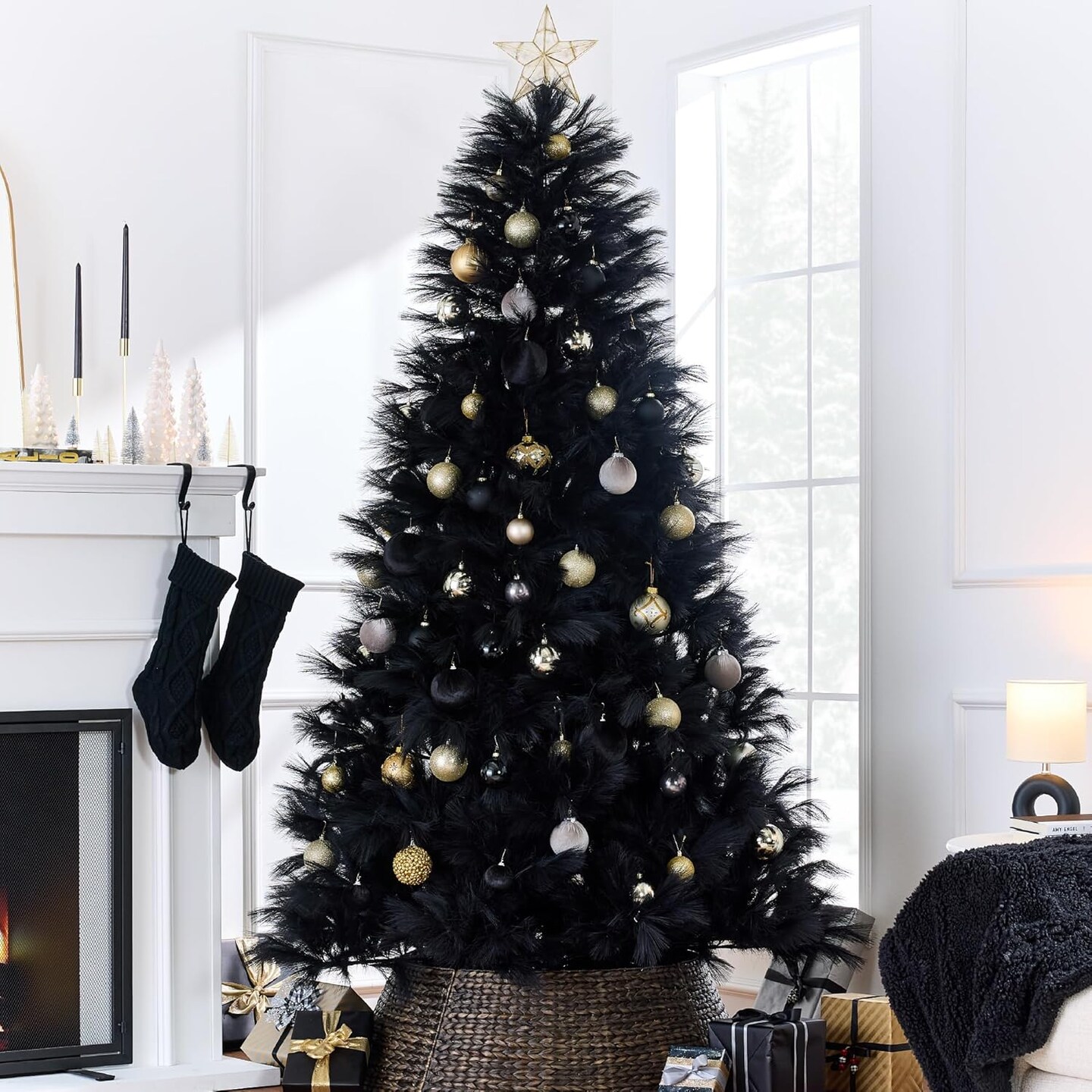 Artificial Pampas Christmas Tree, Deluxe Unlit Holiday D&#xE9;cor with Metal Base, Easy Assembly for Holiday or Home decor