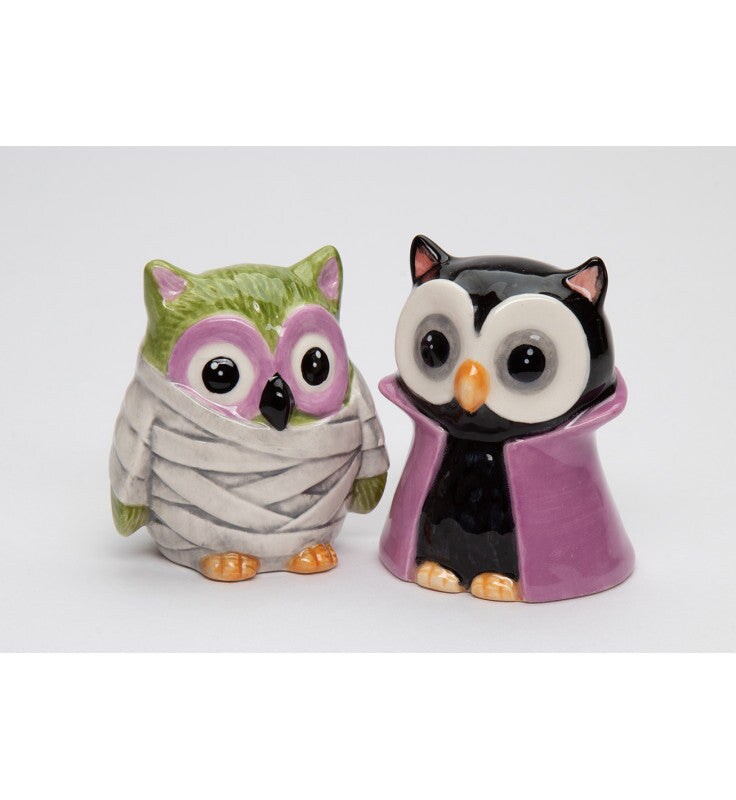 Ceramic Owl Dracula And Mummy Salt And Pepper Shakers, Home Décor, Gift for Her, Gift for Mom, Kitchen Décor, Fall Décor, Halloween Décor