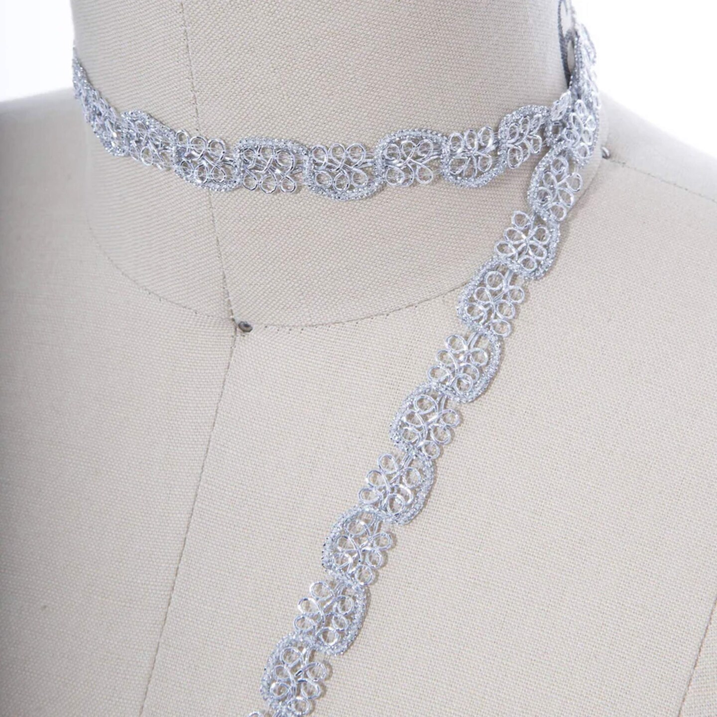 1 Yard Half Inch Metallic Silver Swirl Braided French Gimp Trim Upholstery Costume Craft Border