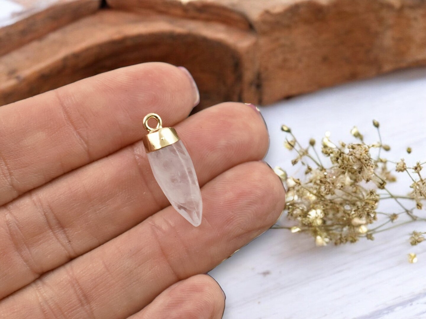 25-26mm Gold Tone Natural Quartz Crystal Pointed Bullet Pendant