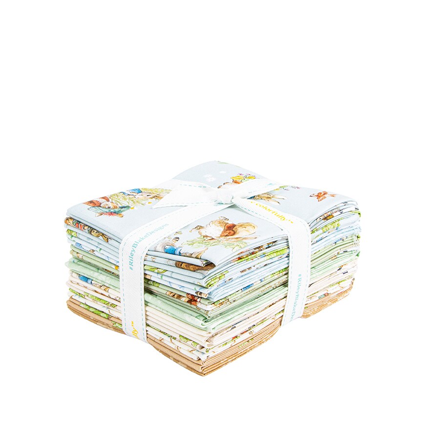 Peter Rabbit and Benjamin Bunny Fat Quarter Bundle by Riley Blake Designs for Riley Blake (FQ-17250-15)