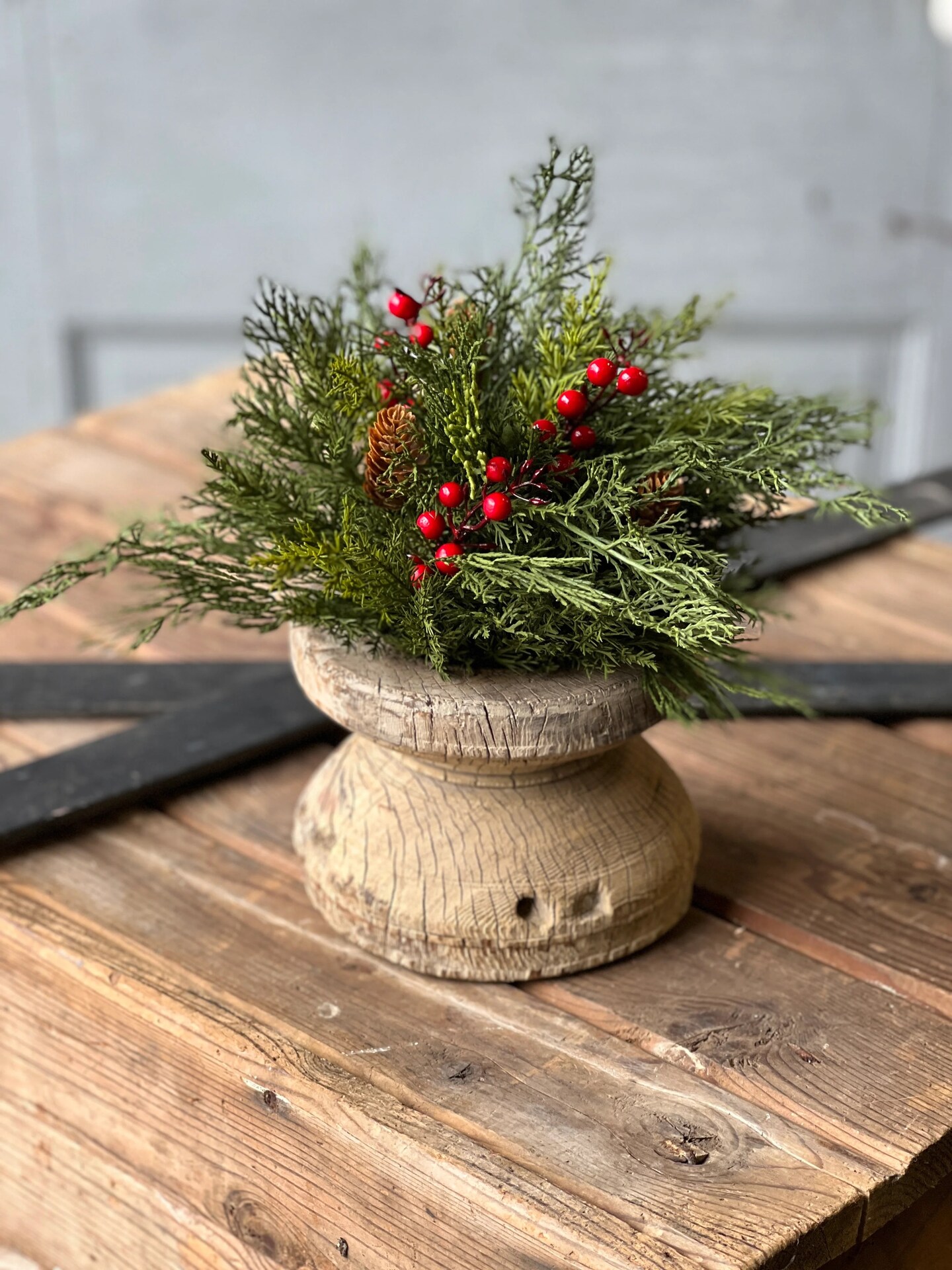 Winterberry Cedar Half Sphere | Topper 11&#x22;