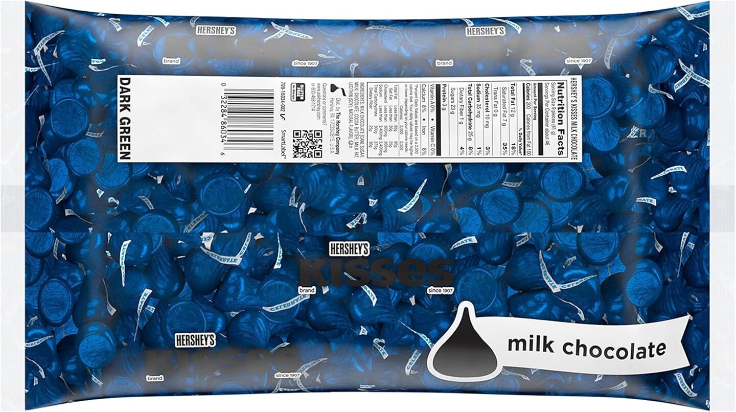 Kisses Dark Blue Foils 66.7Oz