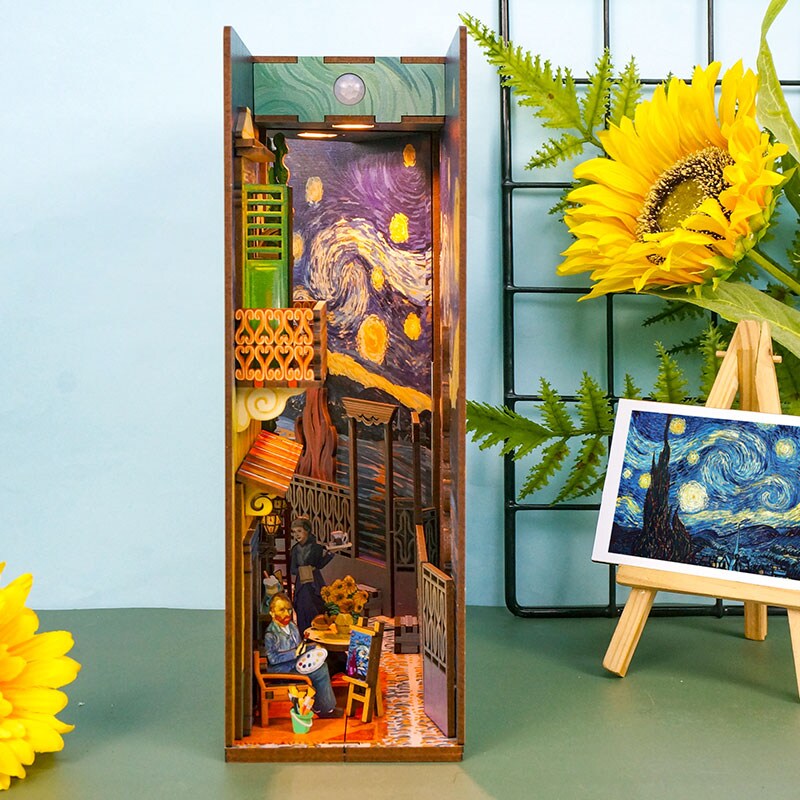 DIY Miniature Kit Book Nook | Vincent&#x27;s World