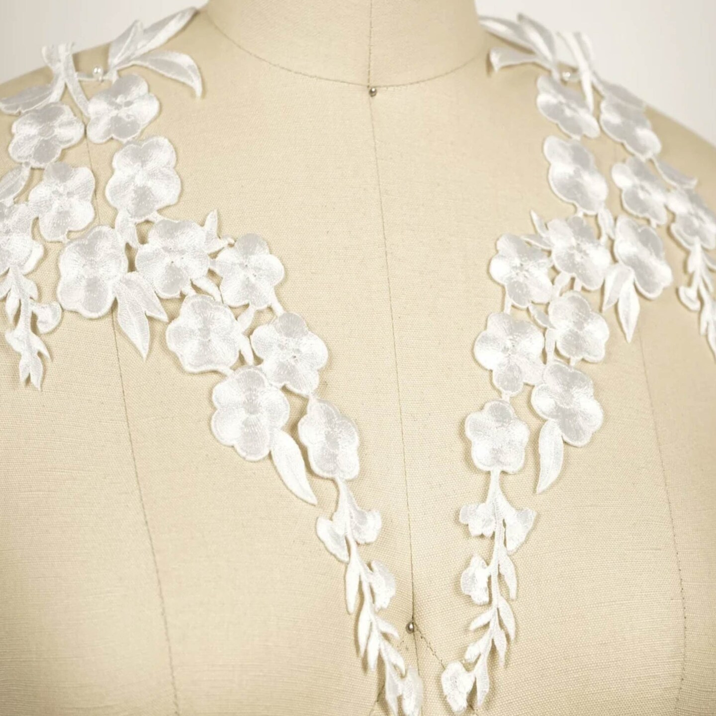 Elegant White Embroidery Flower Iron On Patch Pair for Clothing and Crafts