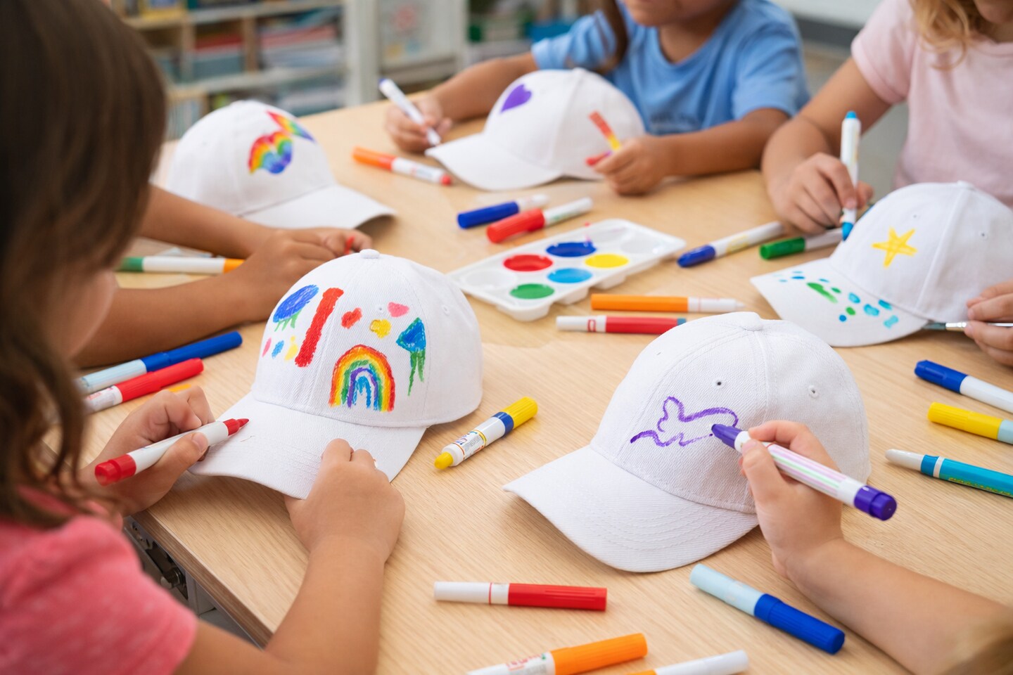 White Fabric Baseball Caps for Kids & Crafts, Paintable DIY Hats, Classroom & Camp Projects