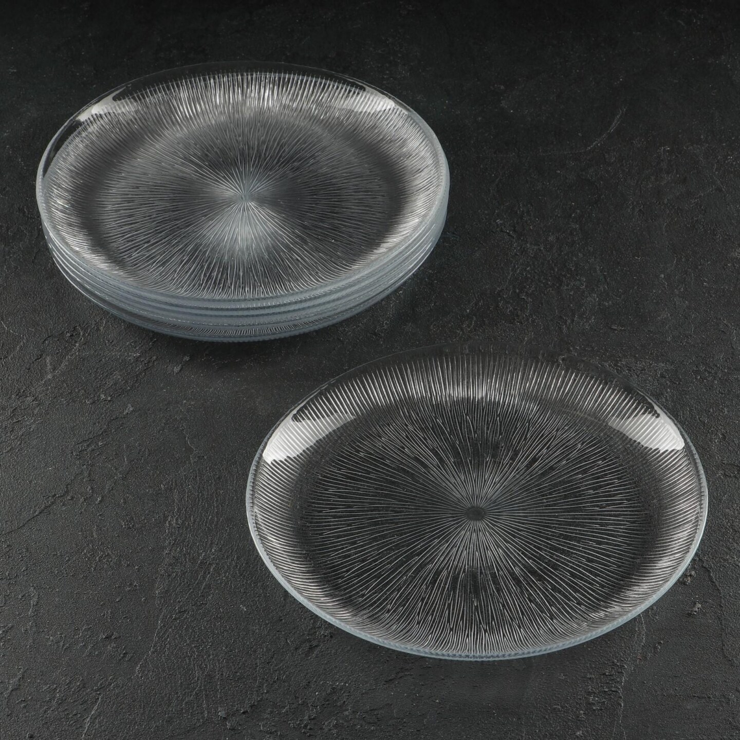 Clear Glass Dinner Plate Starburst Pattern Durable Oven Microwave Safe