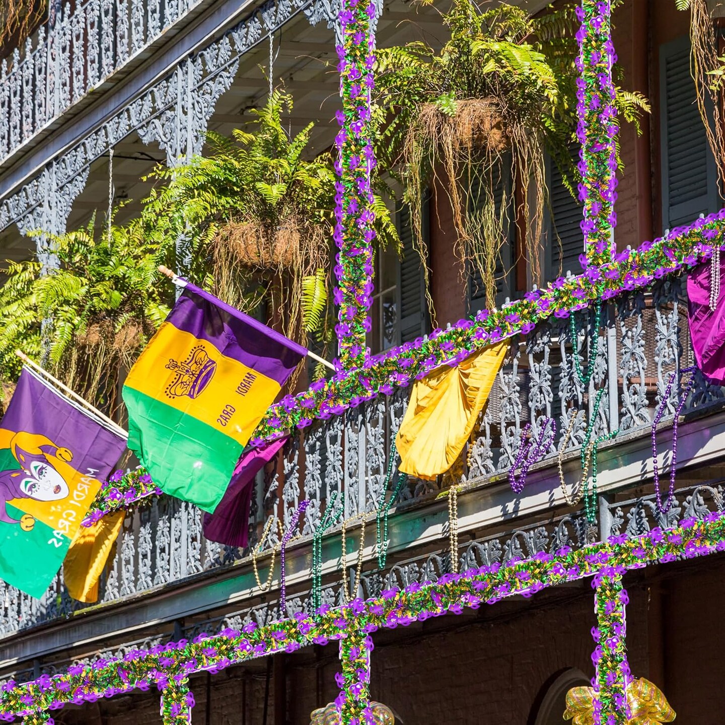 50 Ft Mardi Gras Glitter Tinsel Garland – Green, Gold & Purple Metallic Streamers with Mask Pattern, Glitter Hanging Decoration for Carnival Parade, Car, Indoor & Outdoor Party Décor