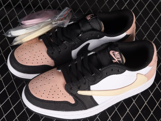 Nike SB Dunks Low “Pink” Travis Scott OG Fragment