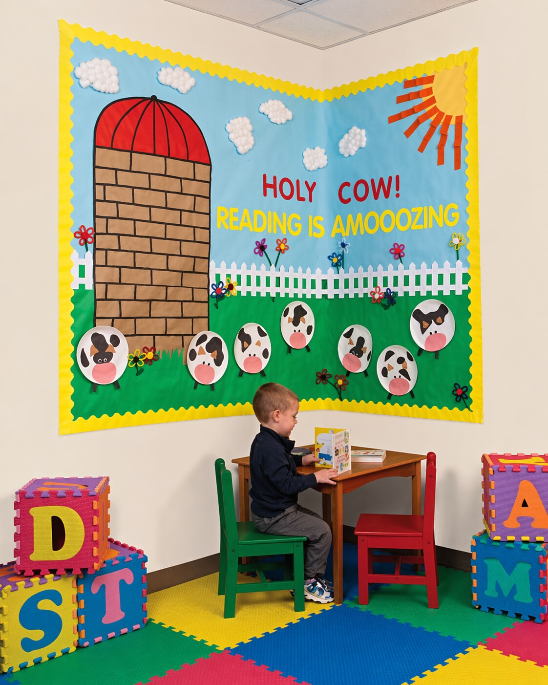 Bordette Scalloped Bulletin Board Border 2.25" x 50 Ft Roll – Classroom Decorative Trim, Multiple Colors Available (Gold, Black, Blue, Red & More)