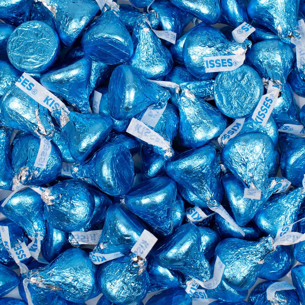 170 Pcs Gold Graduation Candy Class of 2026 Stickered Milk Chocolate Almond Kisses For Party Favors, Candy Gifts, Dessert Tables, Treat Bags (1.7lb Bag)