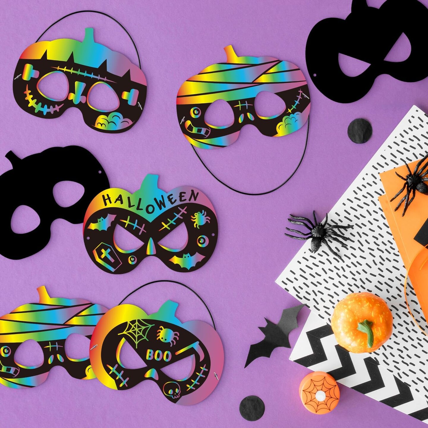 Scratch Masks Gift Set for Kids DIY Magic Scratch Off Paper Art Mask Craft Kit School Classroom Activity Art Project Birthday Halloween Dress Up Party Favors