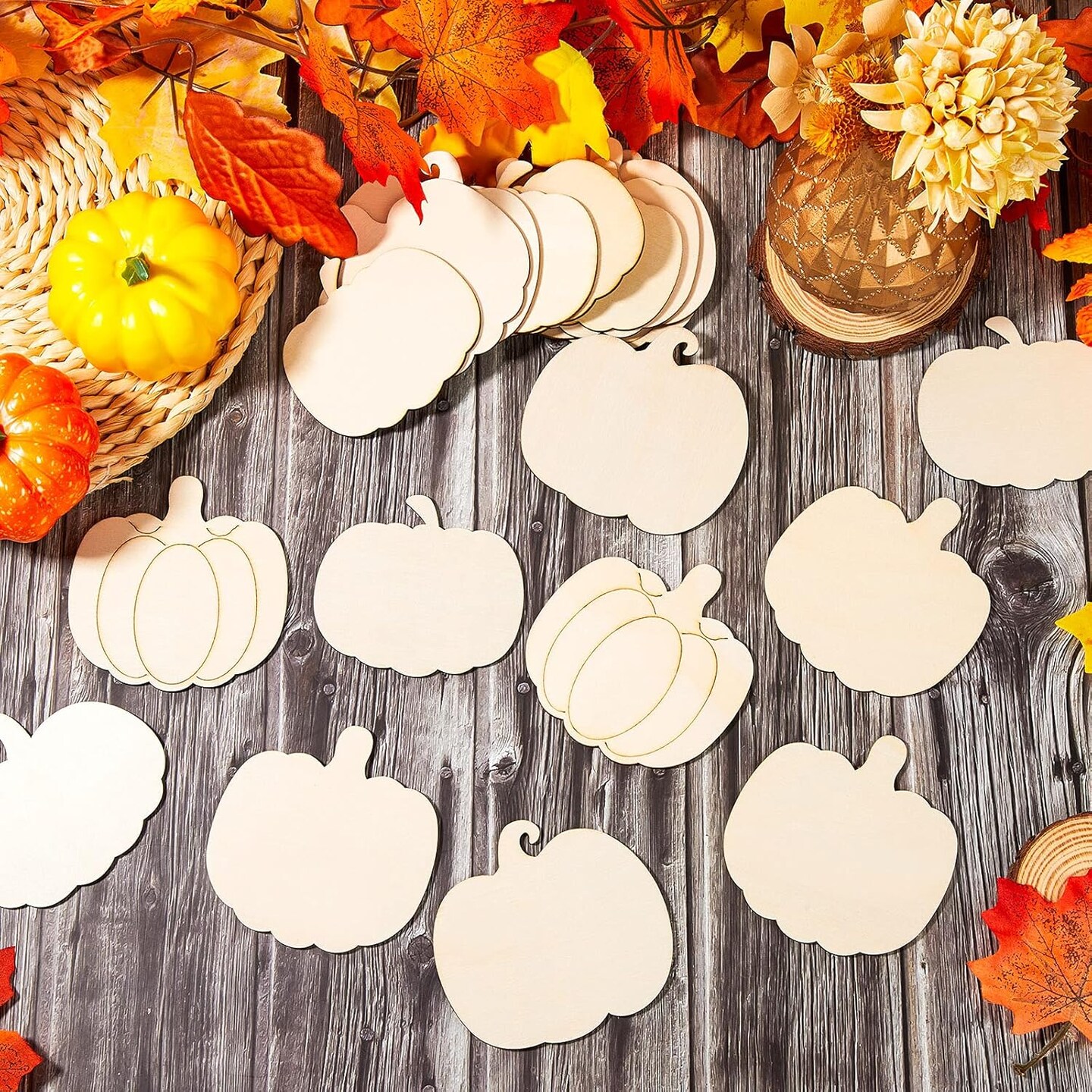 32 Pieces Wooden Pumpkin Cutout Thanksgiving Fall Crafts Pumpkins Unfinished Wood Craft Cutout Blank Paint Pumpkin Shape Cutout for Thanksgiving Halloween Party DIY Decoration 4 Style