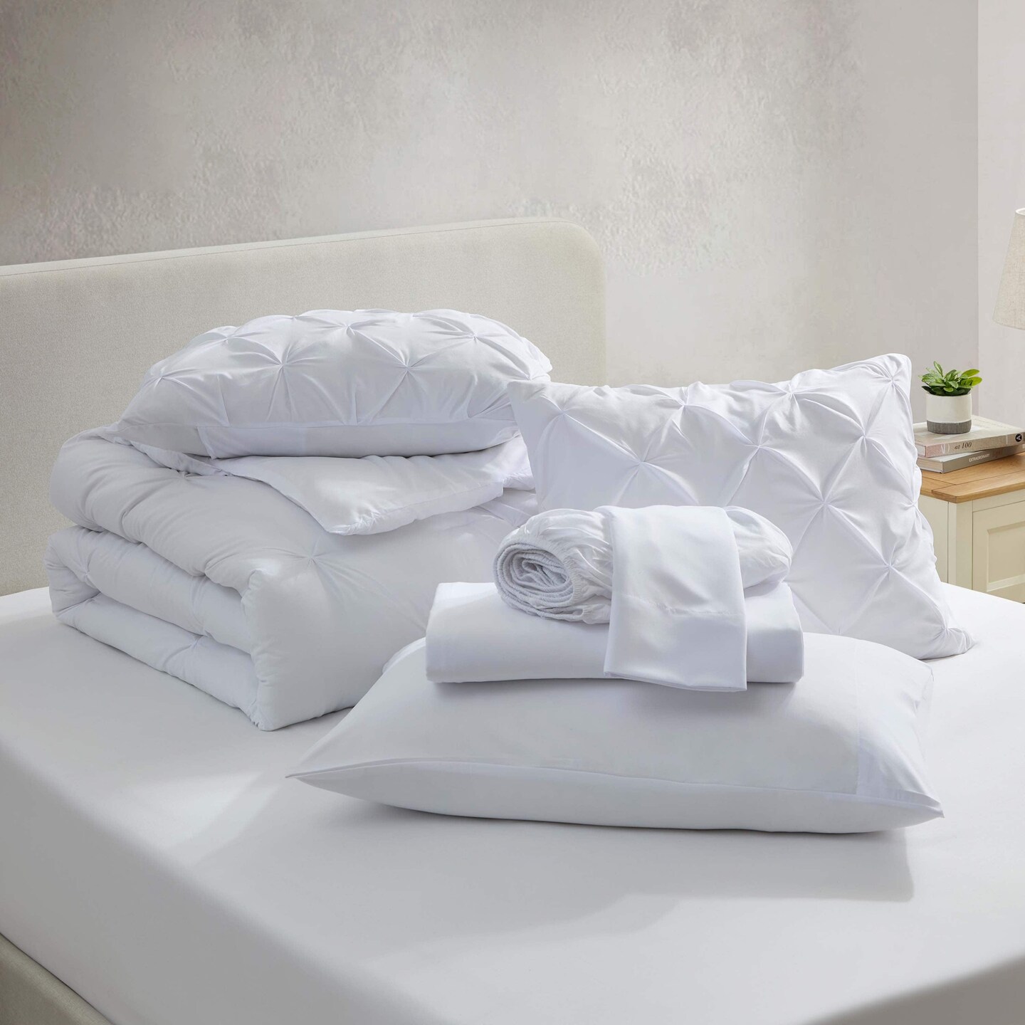Nestl Pinch Pleat Bed in a Bag