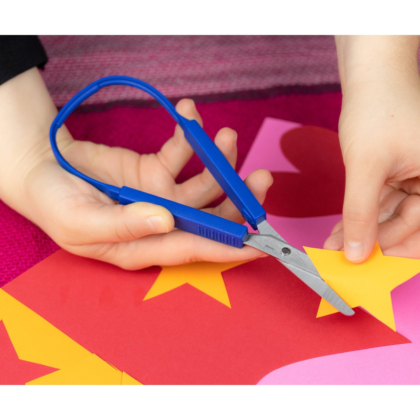 Snippy&#xAE; Easy Spring Loop Scissors, Blunt Tip