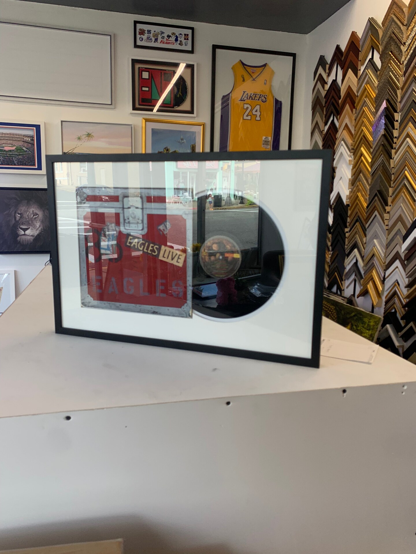 Black Wood Vinyl Record Display frame - Vinyl frames for walls