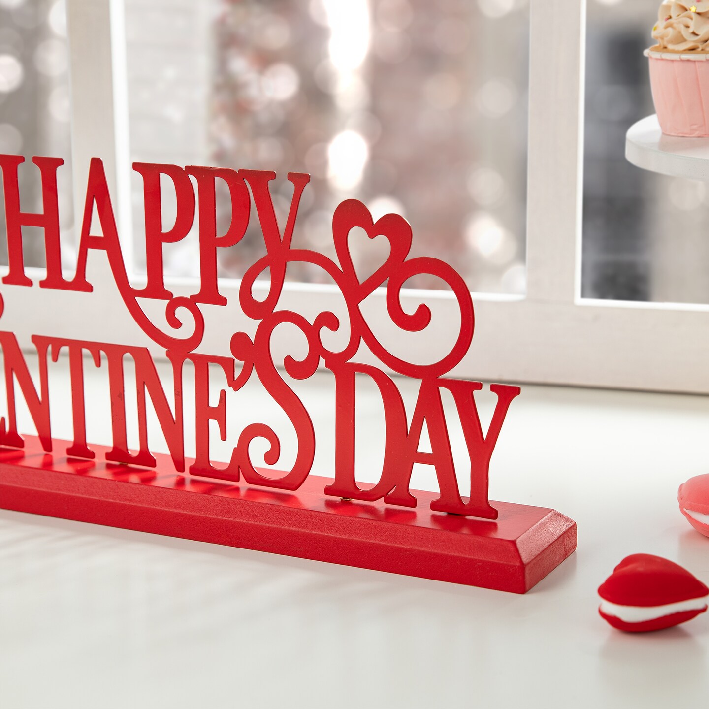 16&#x22;L Valentine&#x27;s Wooden &#x26; Metal HAPPY VALENTINE&#x27;S DAY Table Decor