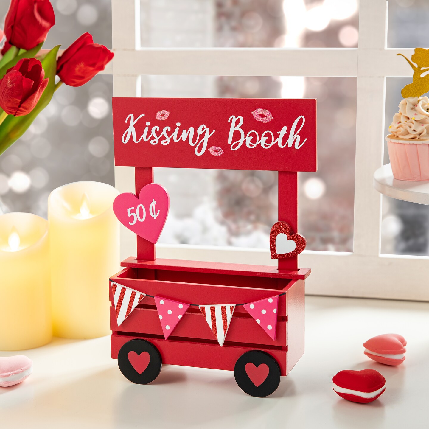 10&#x22;H Valentine&#x27;s Wooden KISSING BOOTH Table Decor