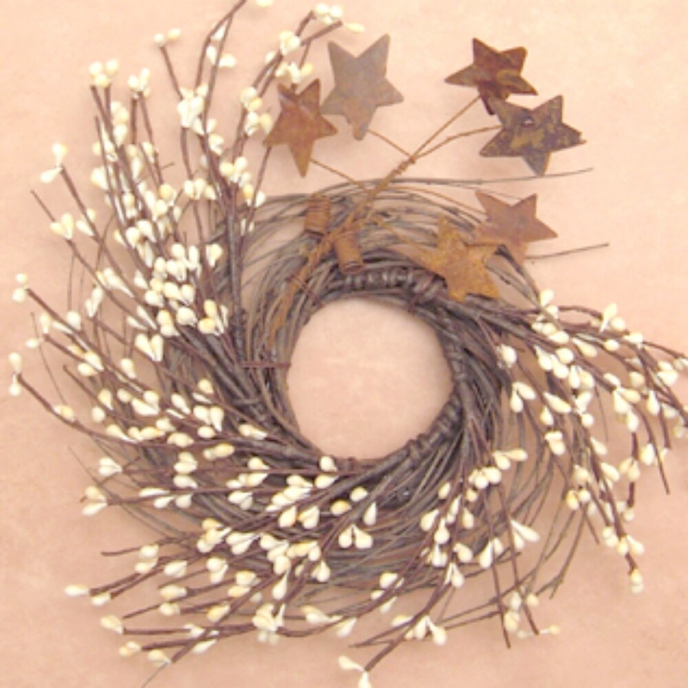 Pip &#x26; Star Twig Wreath