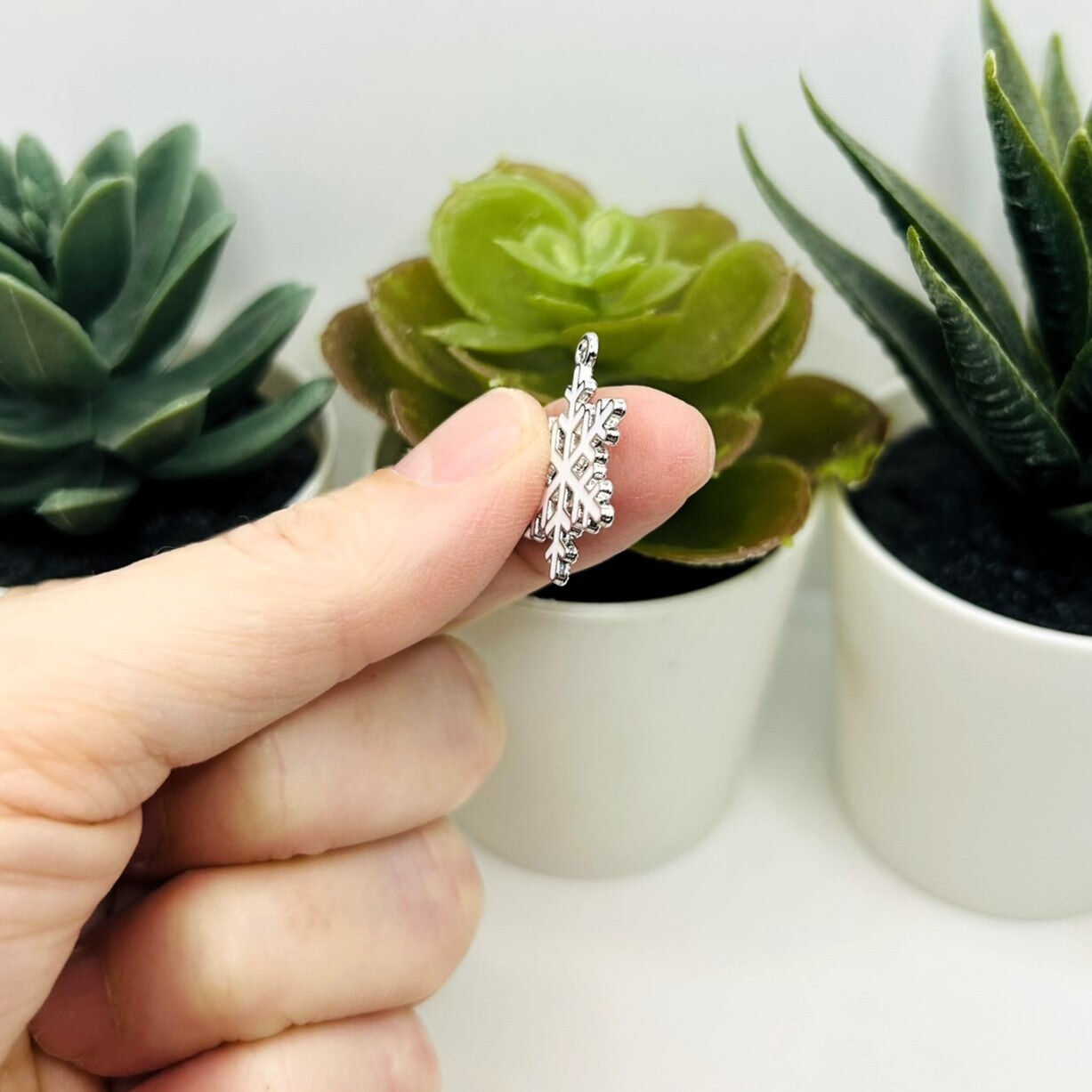 1, 4, 20 or 50 Pieces: White Enamel Snowflake Christmas Charms