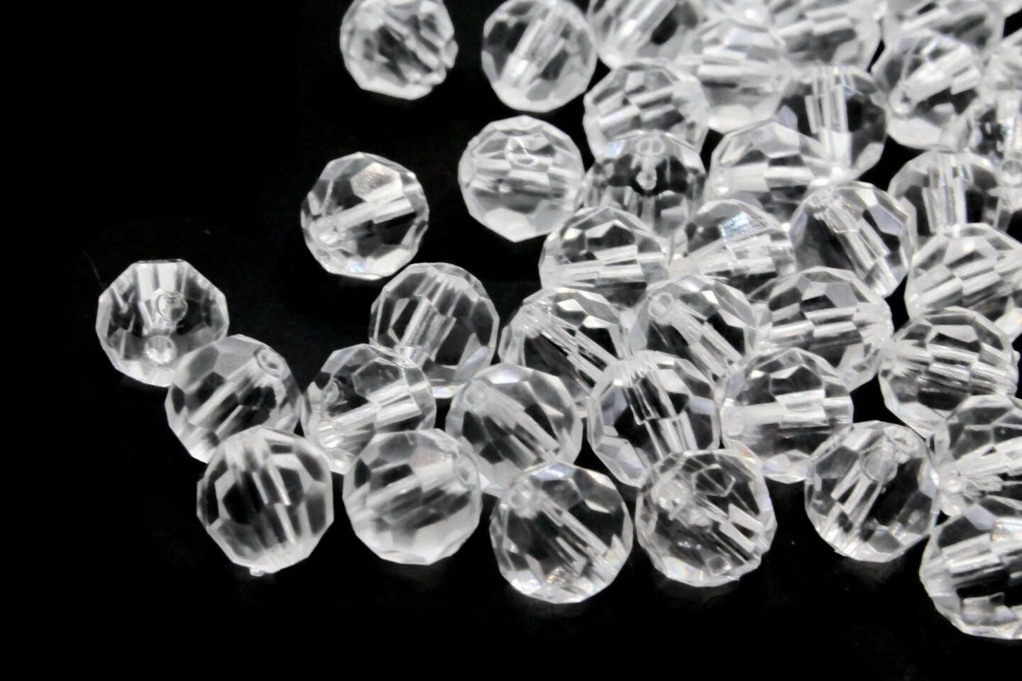 50 8mm Clear Faceted Round Vintage Lucite Beads