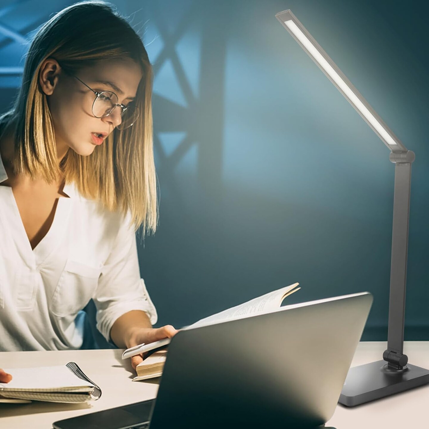 Eye-Caring Desk Lamp