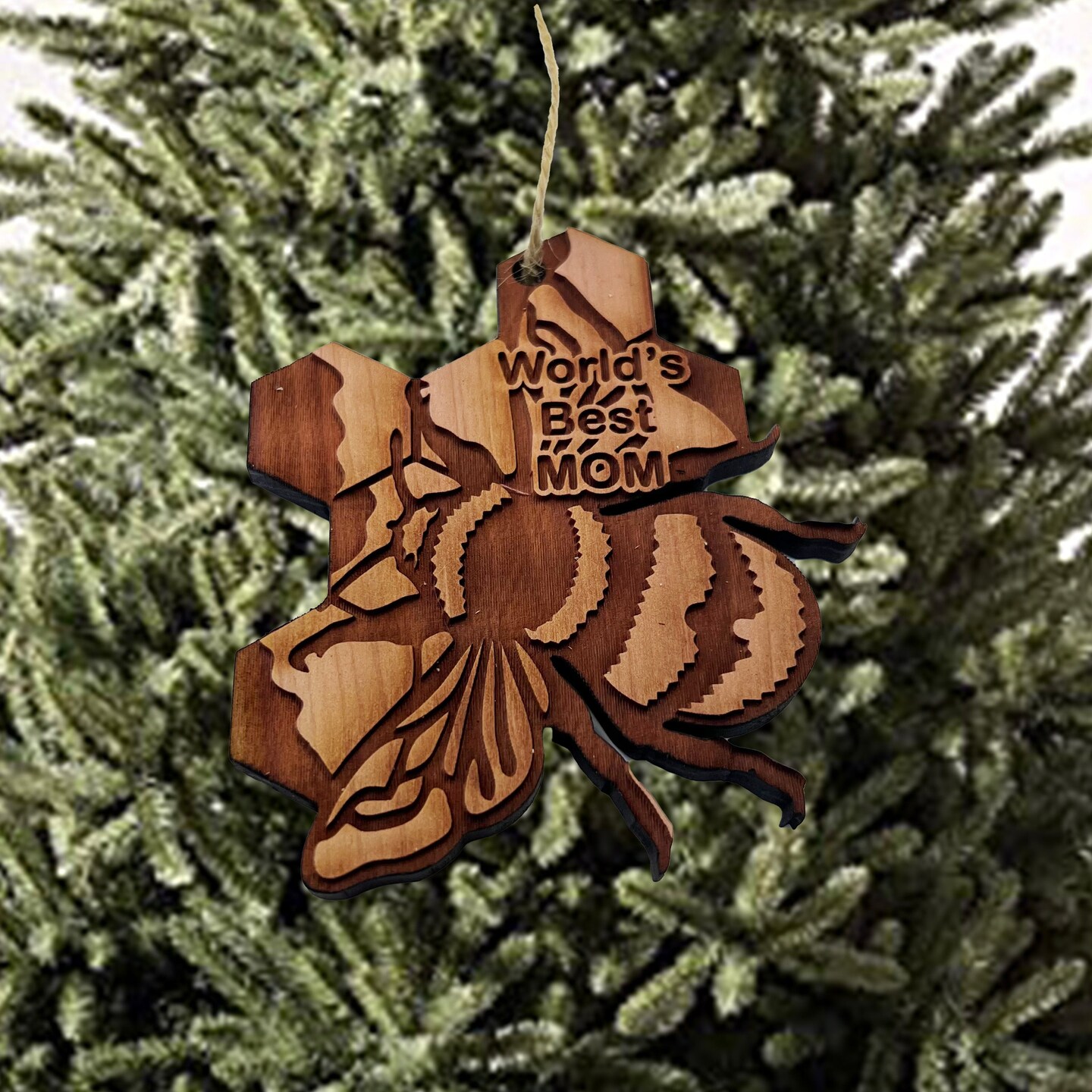 BEE World&#x27;s Best Mom - Cedar Ornament