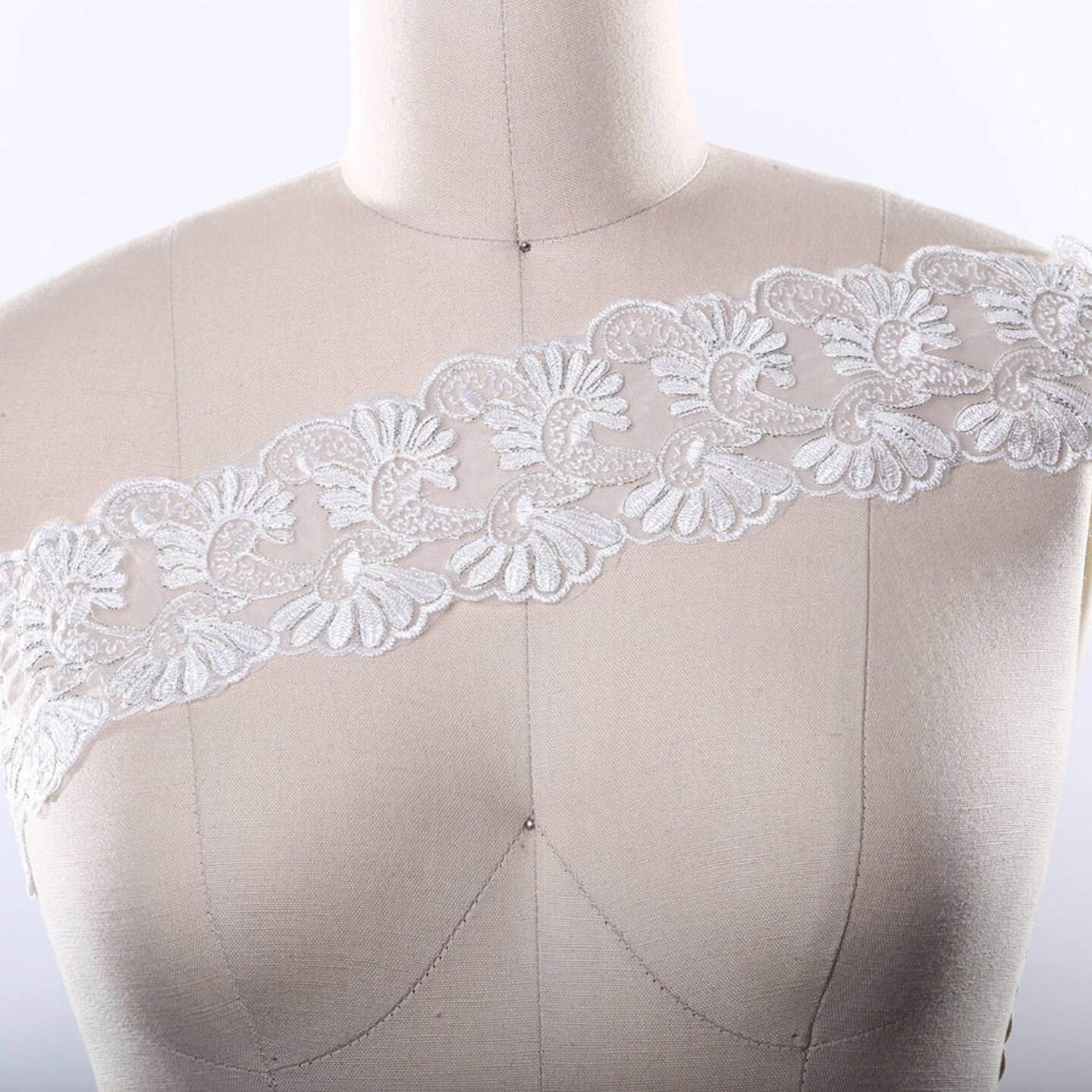 1 Yard White Double Fan Bridal Lace Trim Stiff Scalloped Edge Veil