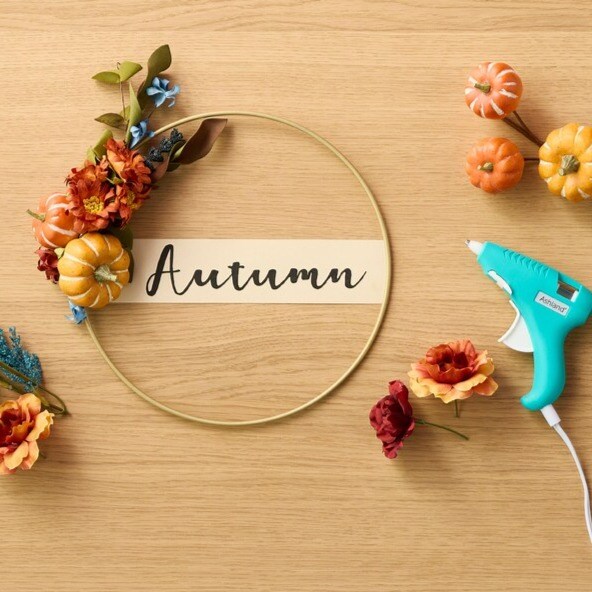 Sunday MakeBreak: Autumn Hoop Wreath