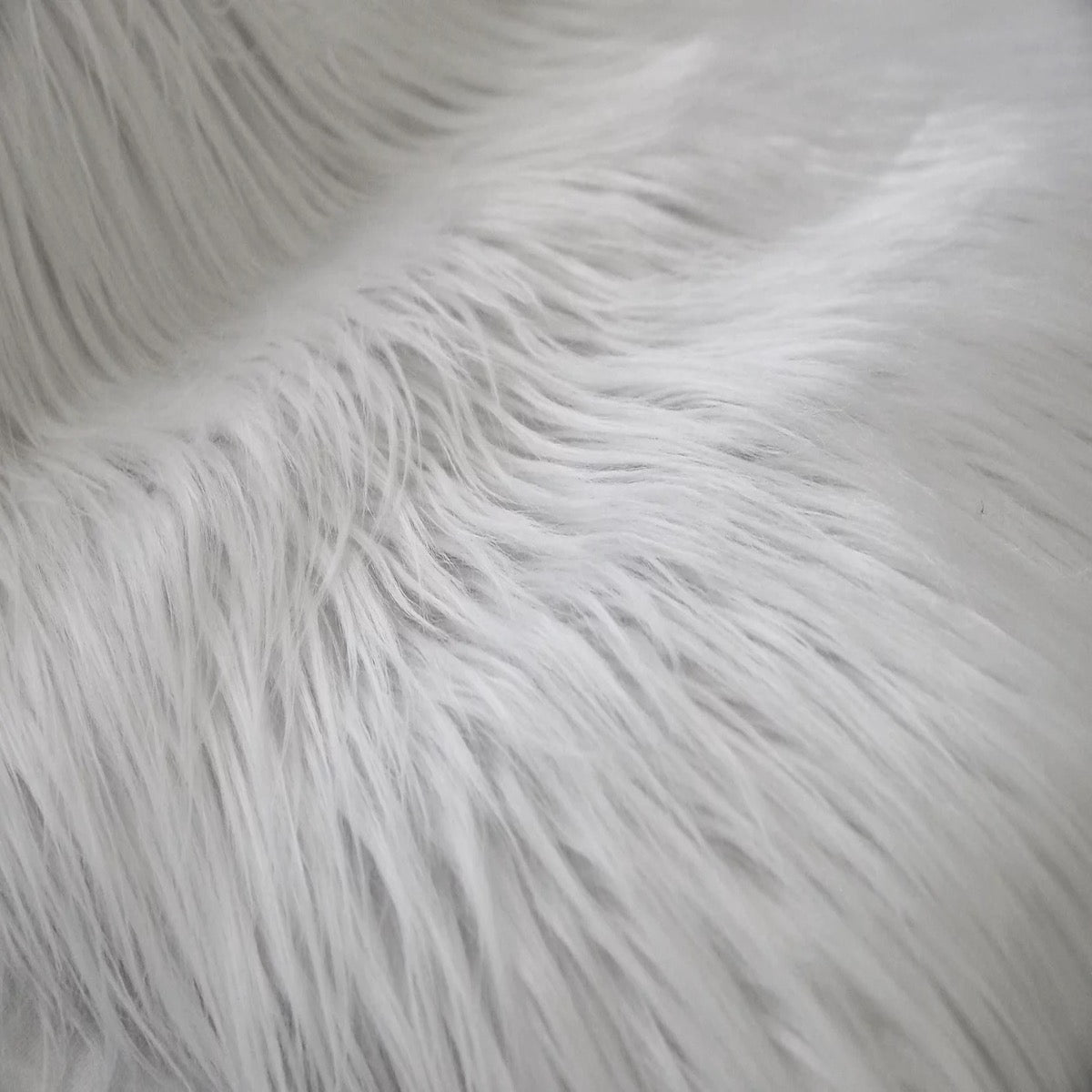 1 Yard 100% POLYESTER Shaggy Long Pile Faux Fur Fabric 4" Pile, 60" Width