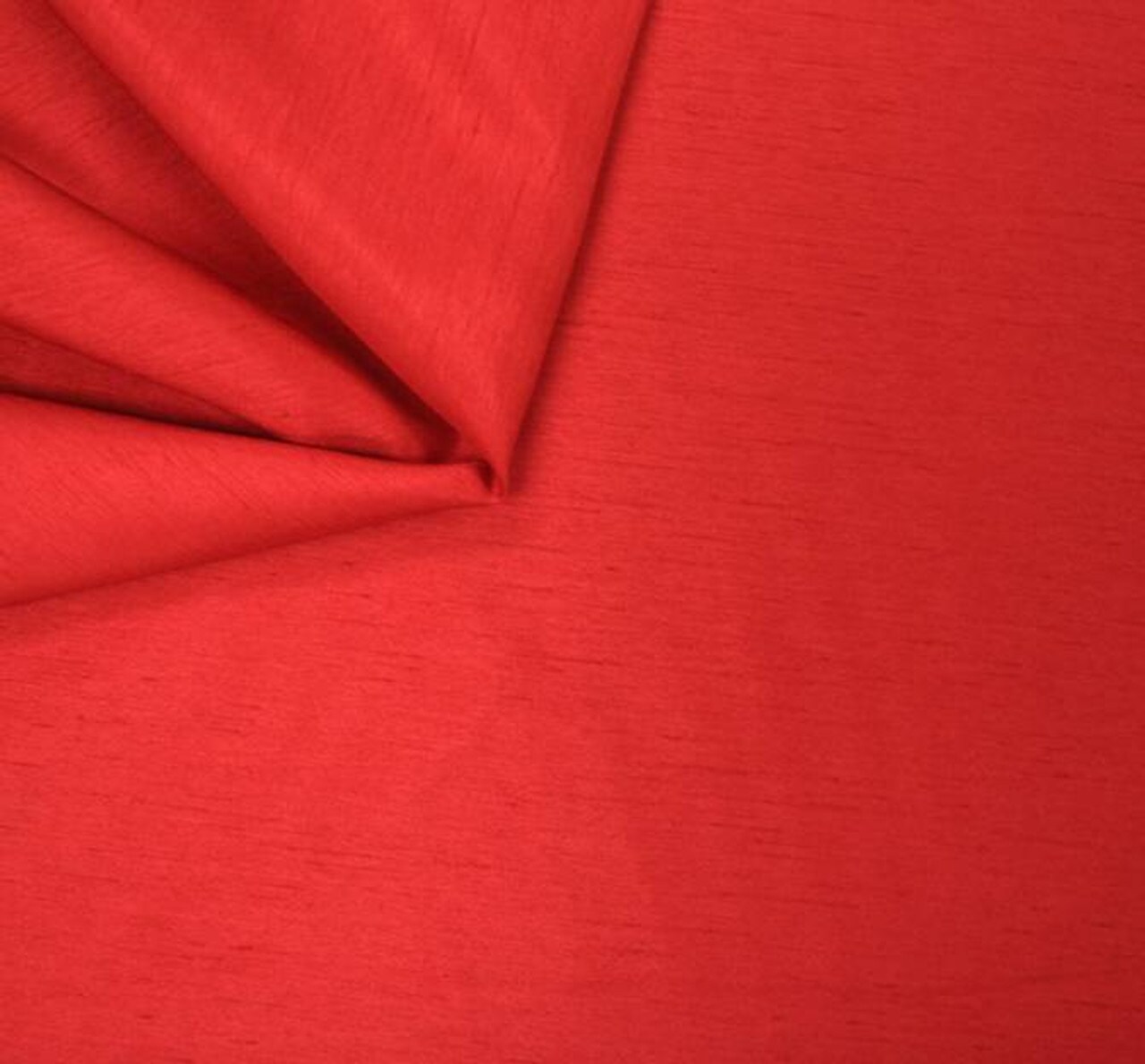 1 Yard Luxurious Red Slub Polyester Shantung Look Fabric for Dresses&#x26; Costumes 58/60&#x201D; Wide
