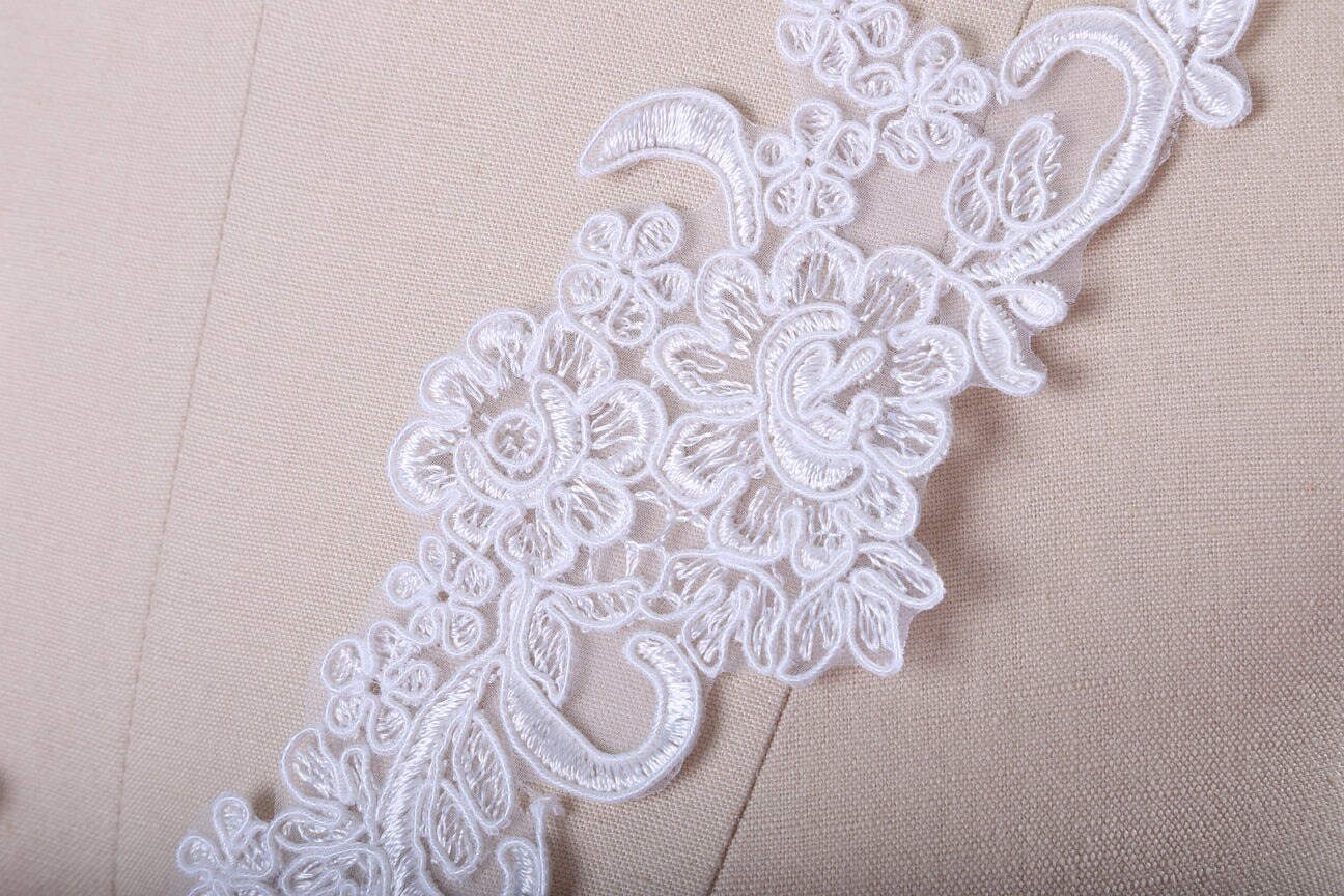 White Alencon Lace Applique Pair With 9 X 3 Inch Mirrored Design