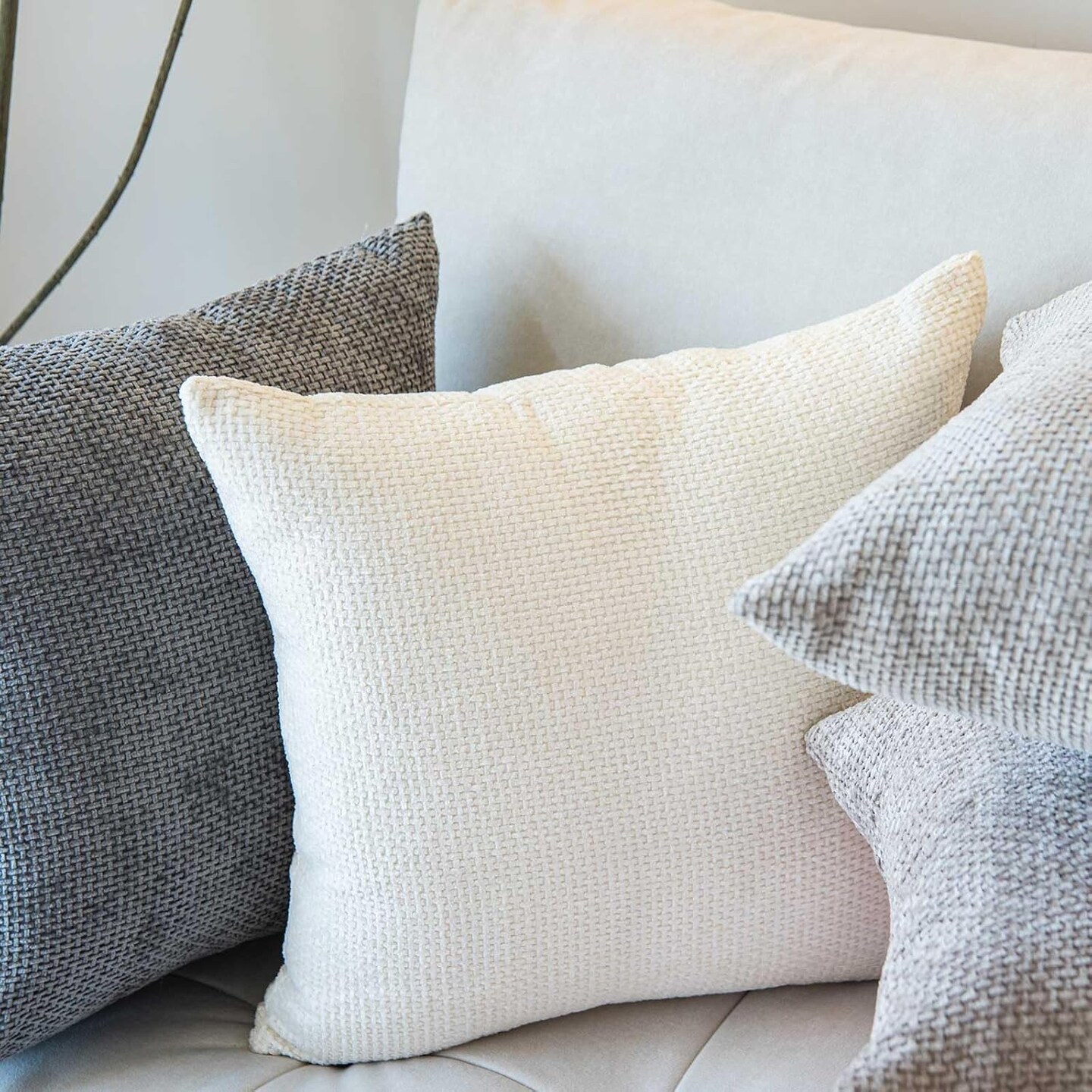 Neutral Textured Throw Pillow Covers,Pack of 2 Decorative Chenille Cushion Covers Accent Pillowcase for Couch Living Room Sofa Bed Home Decor, 18 x 18 in, Cream White