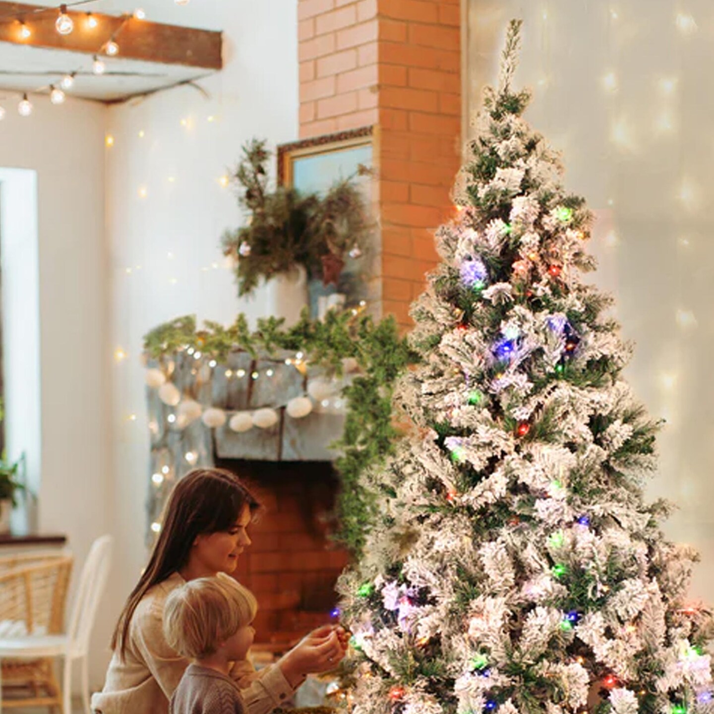 4 Ft PVC Artificial Christmas Tree Snow Flocked with Hinged Branches and Metal Stand