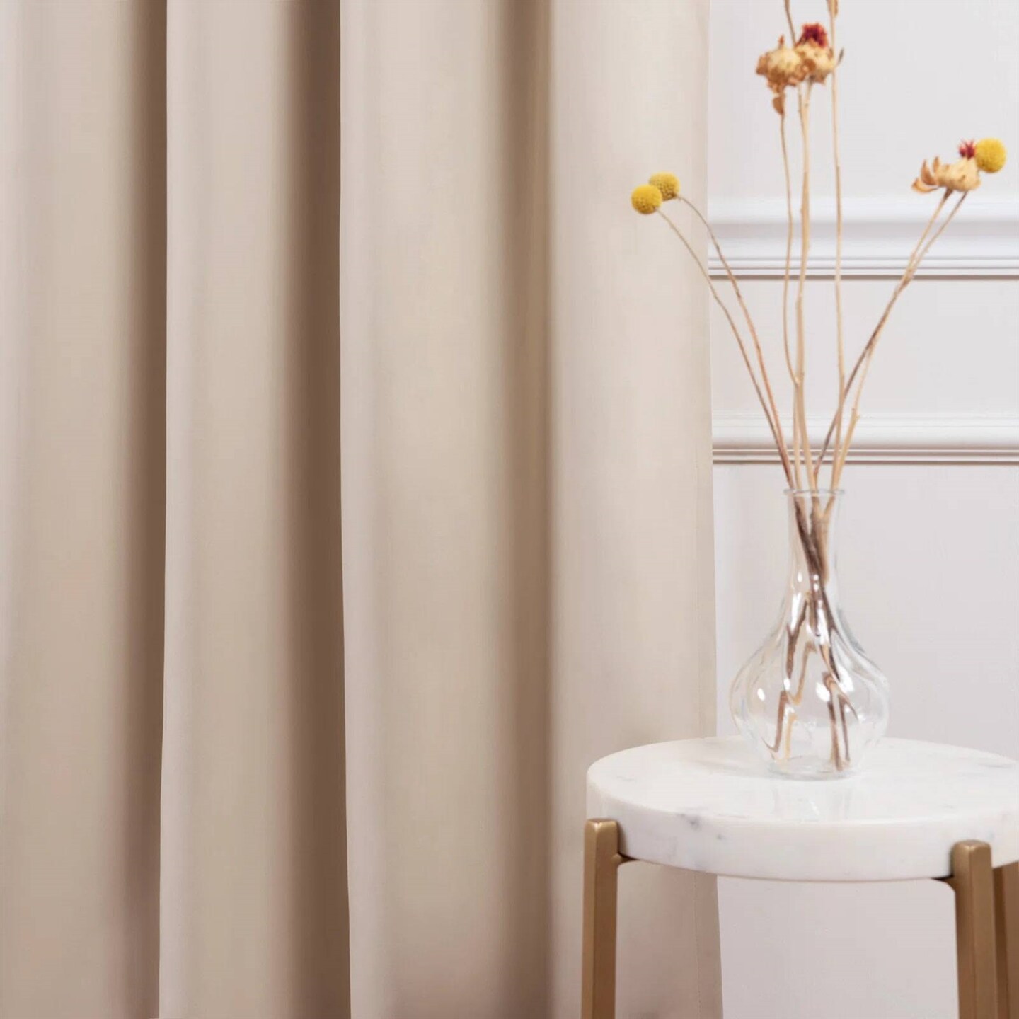 2-Piece Blackout Curtains with Tiebacks and Rod Pocket Design Thermal Insulated and Machine Washable