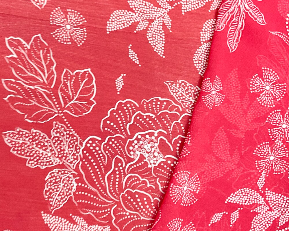 Red-White Poly Floral Printed Chiffon Woven Fabric By the Yard