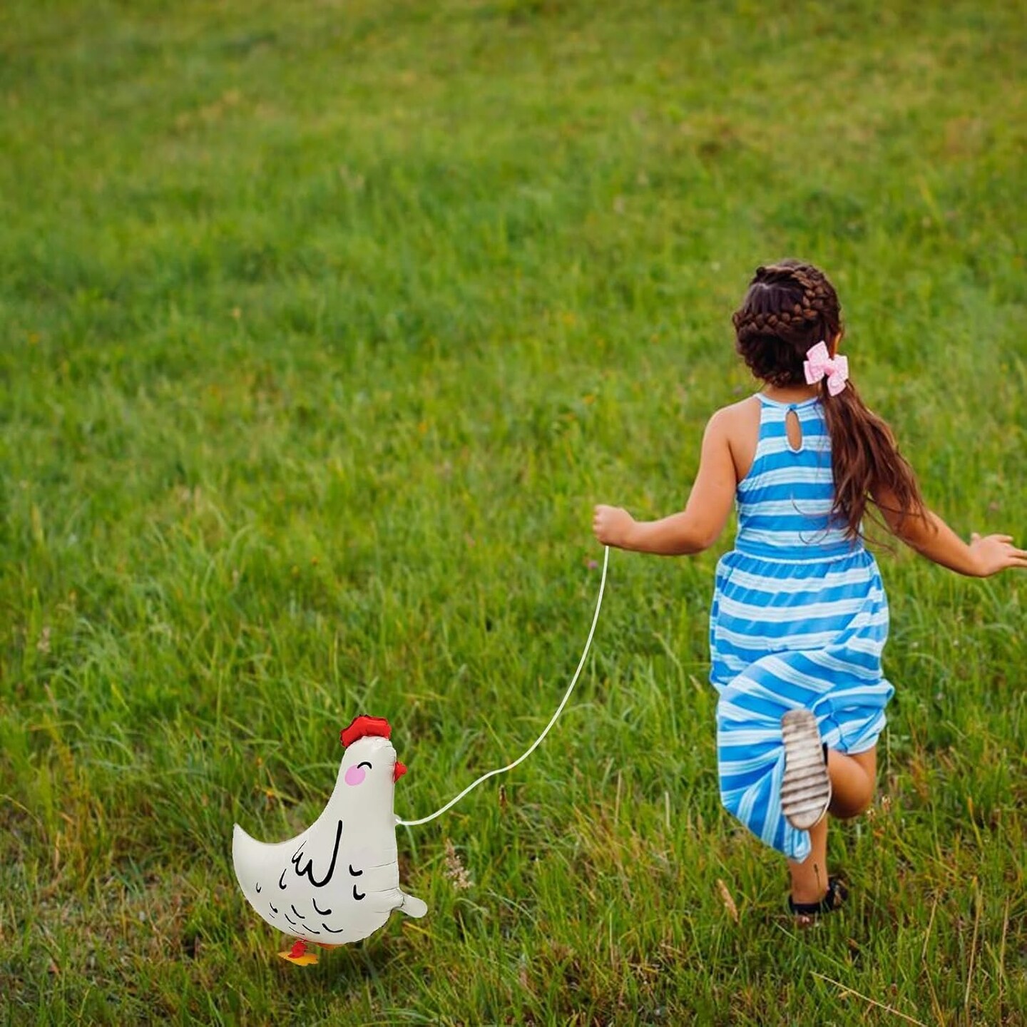 Walking Pet Chicken Foil Balloons (Black White)