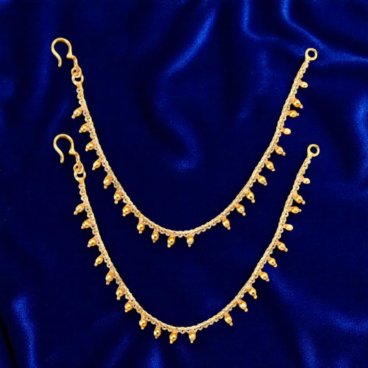 Indian Traditional Ear Chains for Women - Indian Jewellery for Earring Support Long Gold Tone Earring Chain Ear to Hair Chain Jewelry Faux Pearl Hair Accessory Bridal Jewelry for Wedding