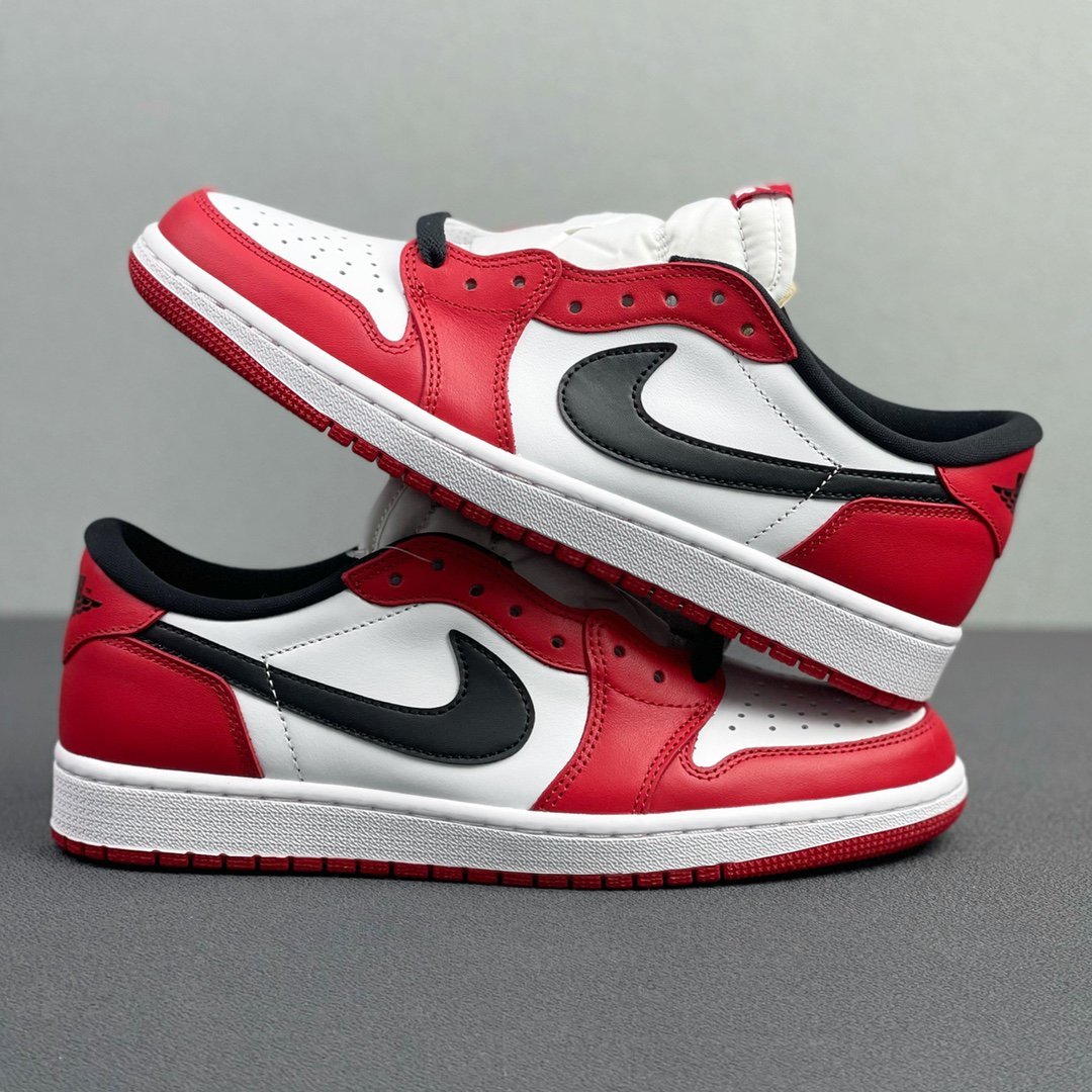 Air JORDAN 1 RETRO LOW OG CHICAGO | MakerPlace by Michaels