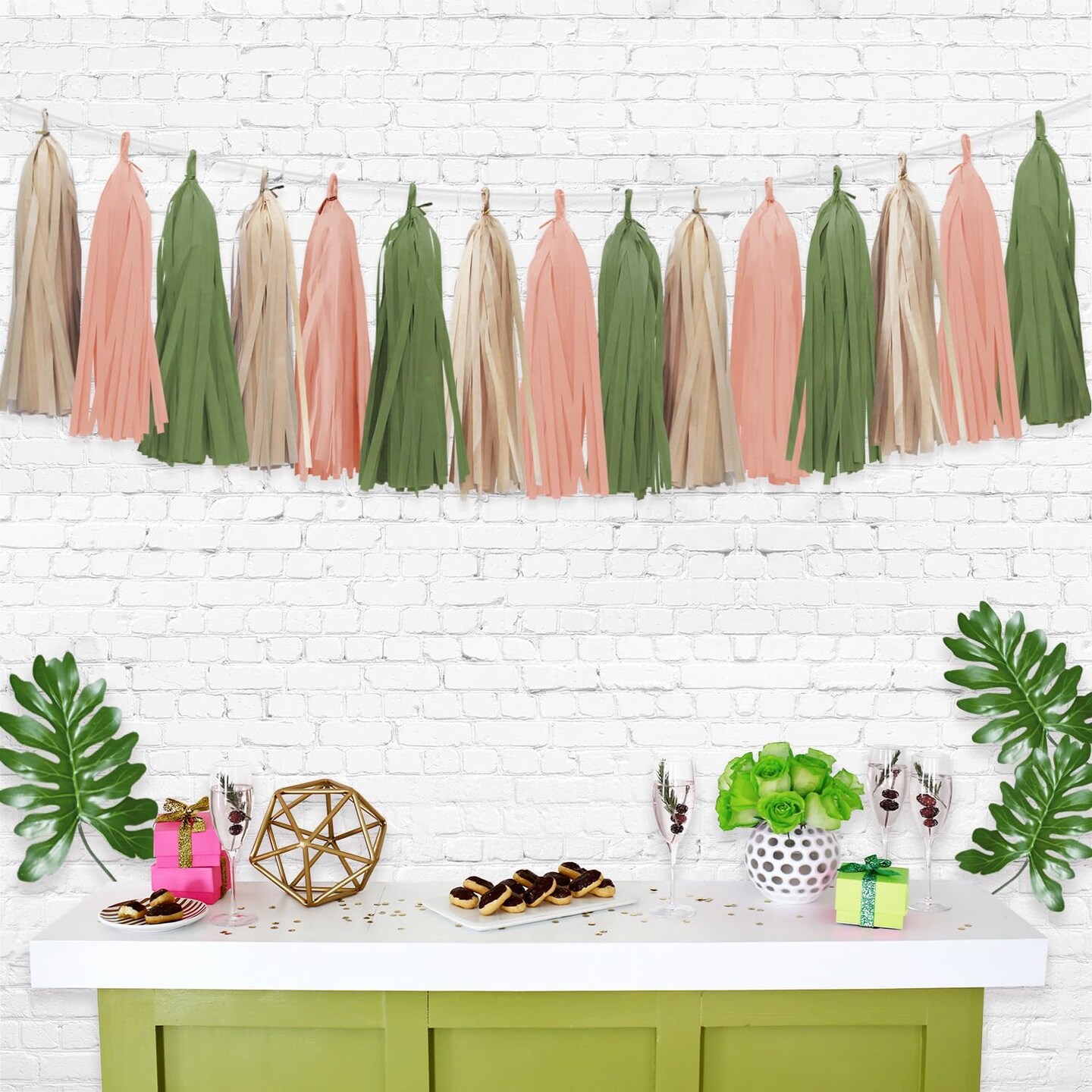 Green Tassel Garland(	Multi Color)	13.89 x 9.69 x 0.55 inches