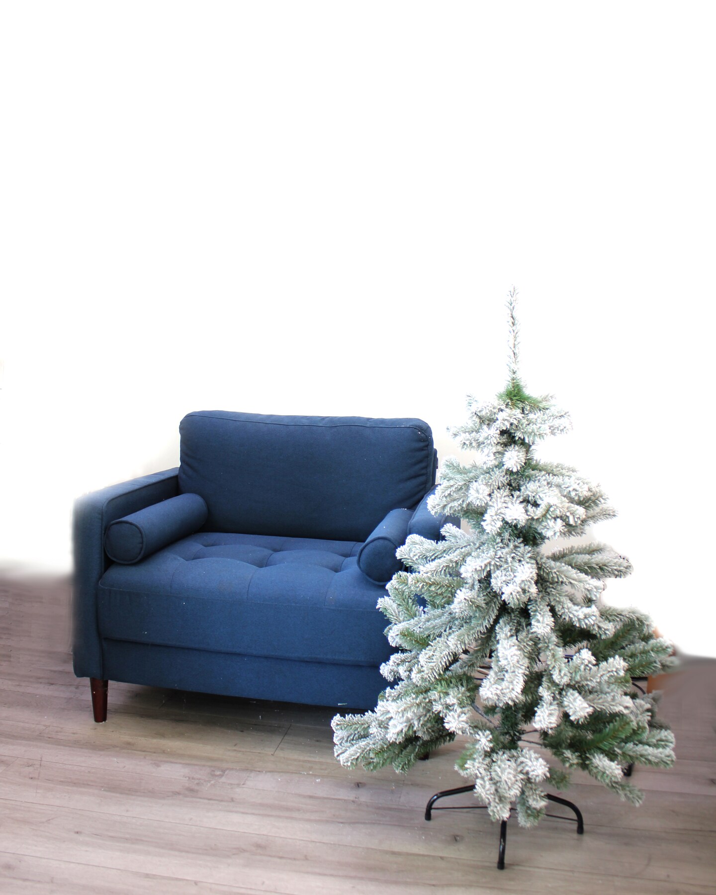 Perfect Holiday PVC Christmas Tree Snow Flocked