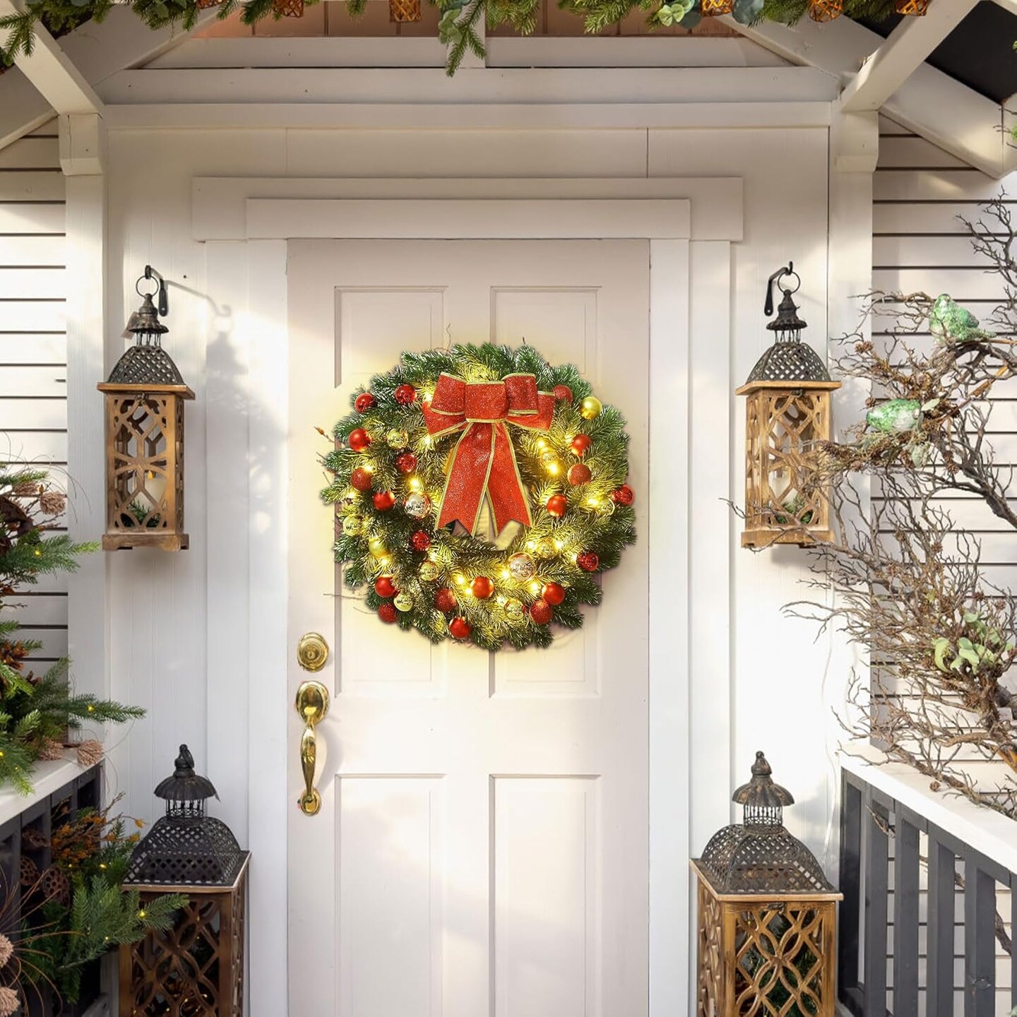 16 Inch Pre-lit Christmas Wreath with Hook, Battery Operated Christmas Wreath Decorative Christmas Balls Hanging Ornament, Artificial Door Wreath 40 Clear LED Lights