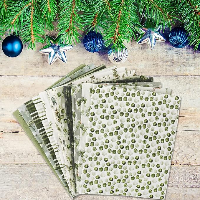 12Pcs 18&#x22; x 22&#x22; Christmas Fat Quarter Fabric Bundles Watercolor Green Christmas Tree Printed Quilting Patchwork Cotton Craft Fabric Pre-Cut Square Sheets for DIY Patchwork Sewing Crafting