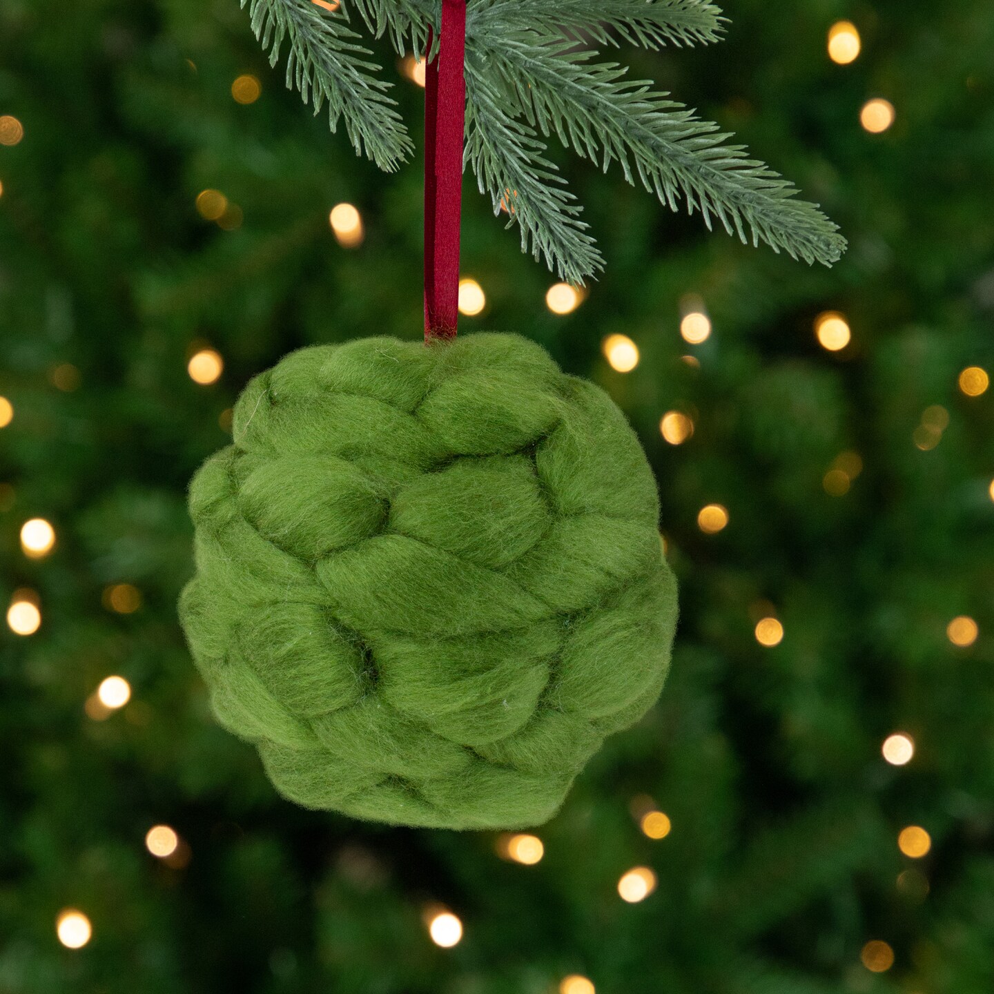 Northlight 4.25&#x22; Green Yarn Ball Hanging Christmas Ornament