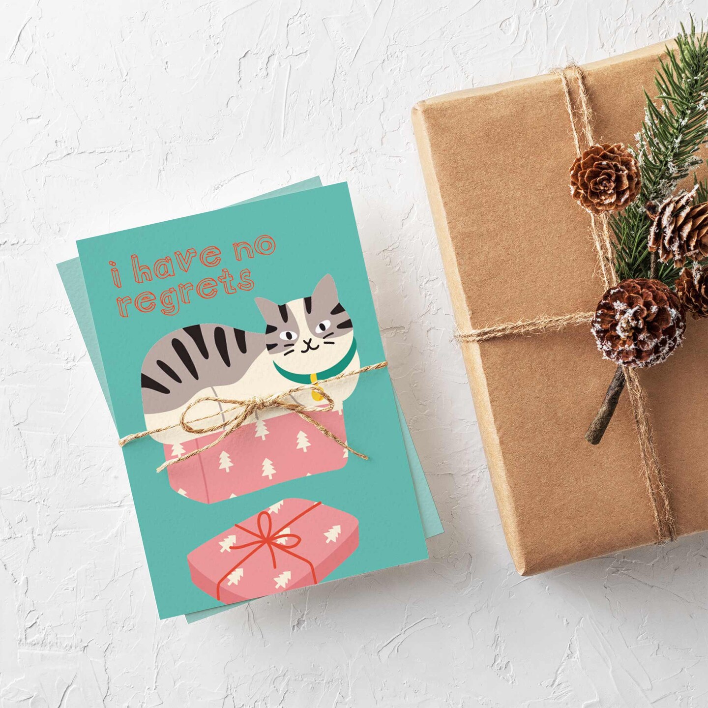 Funny Cat Christmas Cards - 24-Pack of Holiday Greeting Cards with 12 Adorable Cat Designs, Perfect for Cat Lovers to Share Merry Christmas & Happy Holiday Wishes, Blank Inside for Personalized Messages - Cute Festive Stationery Set