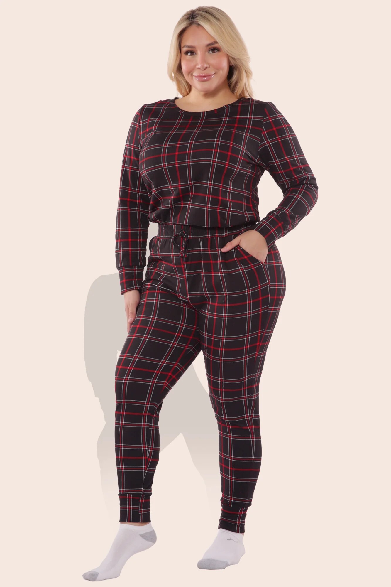 Plus Size Women&#x27;s Holiday Fleece Pajama Set Festive Comfort